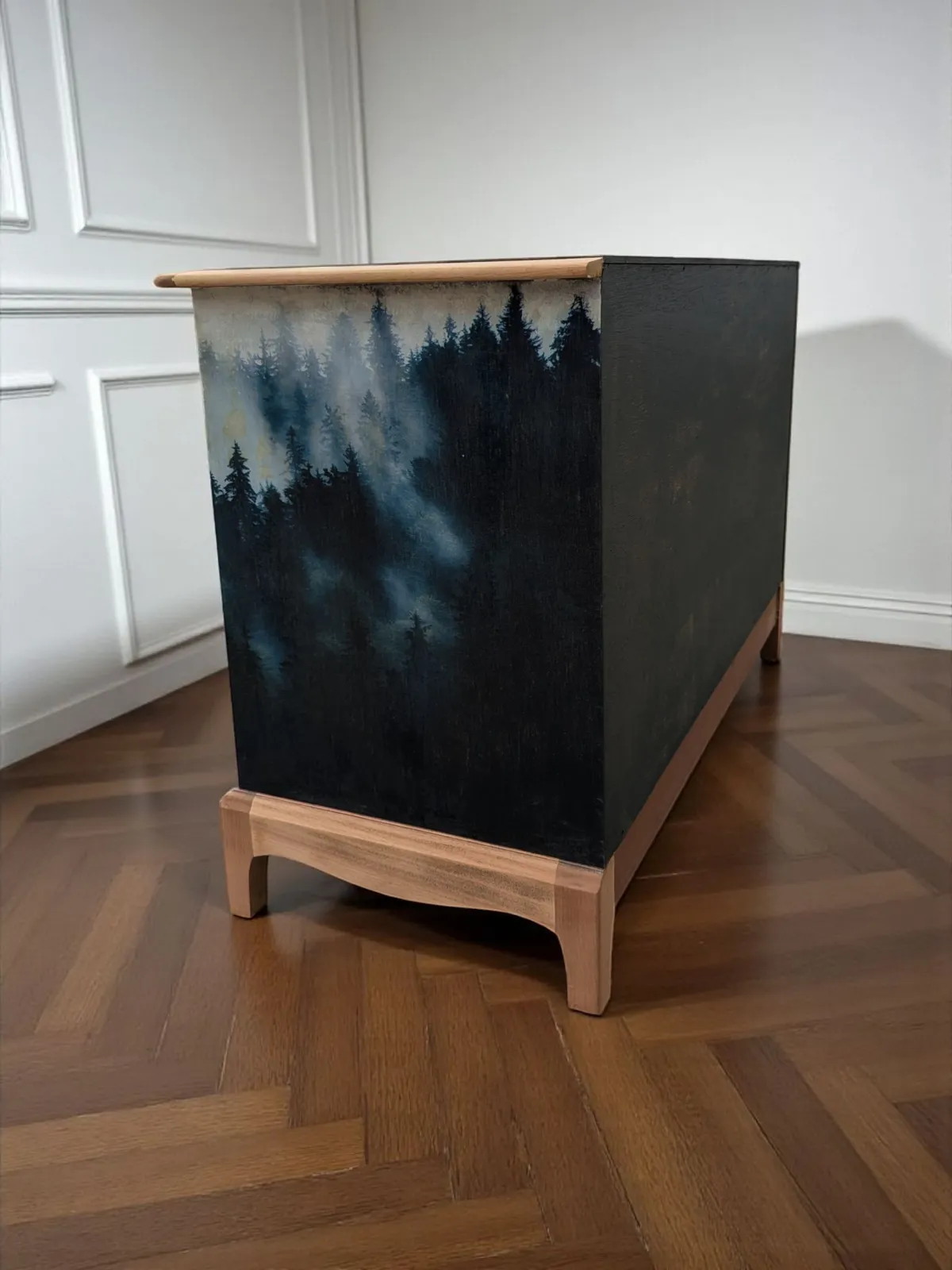 Vintage Stag Minstrel Chest Of Drawers Dark Green Forest Design photo for sale