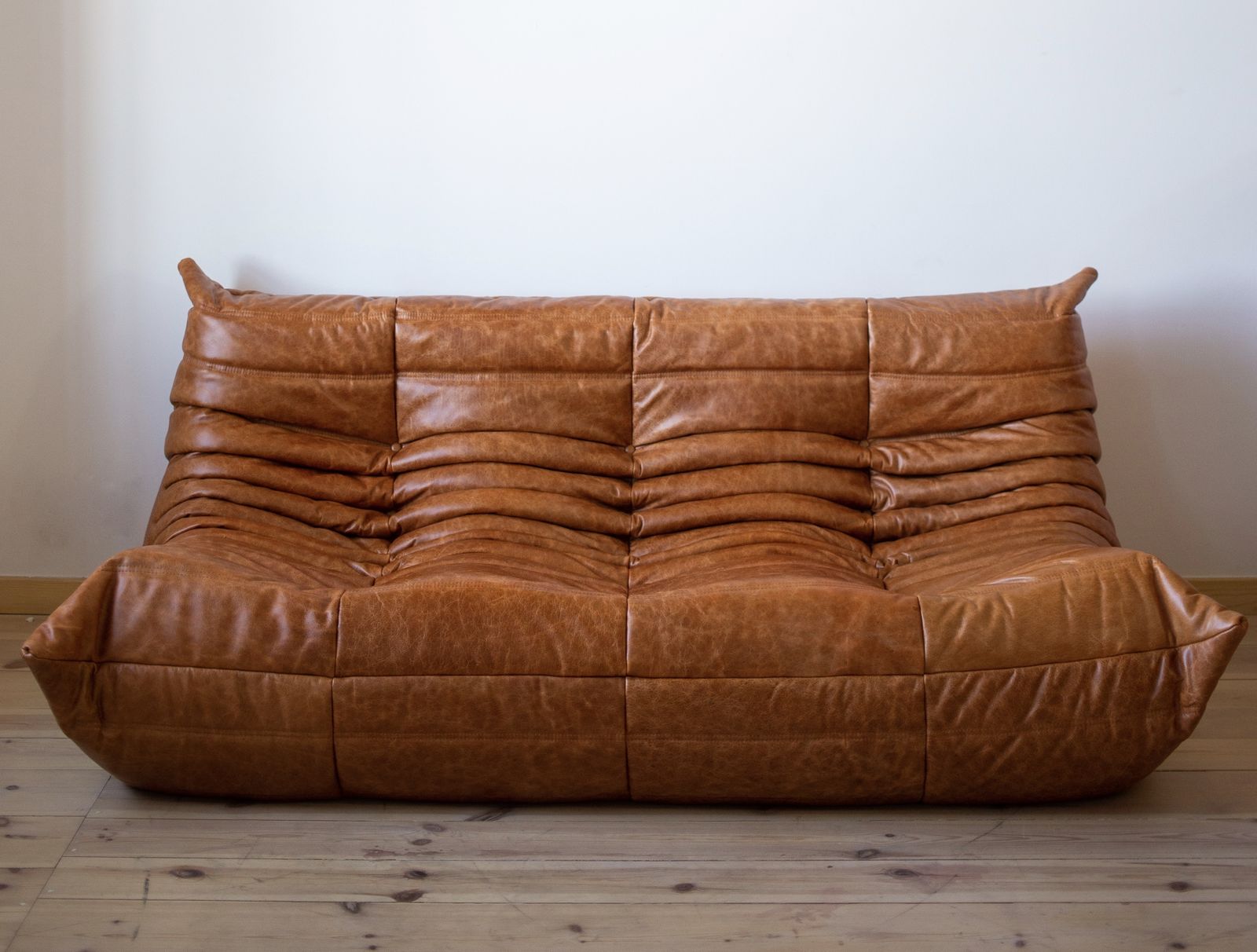 photo furniture Togo Set By Michel Ducaroy For Ligne Roset
