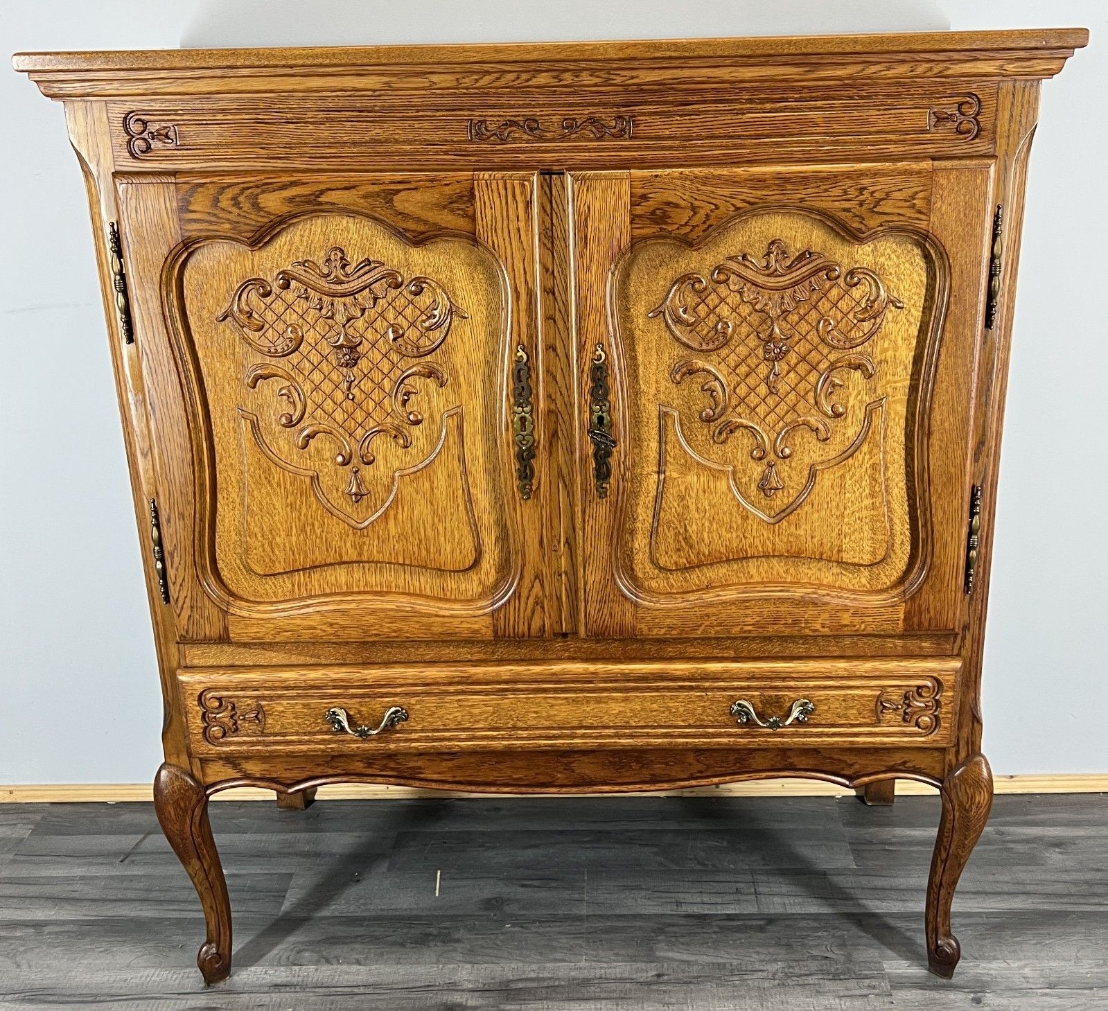 Cabinet Vintage French Louis Oak Carved 2 Doors Cupboard Drawer & Key Lot 4342 photo for sale