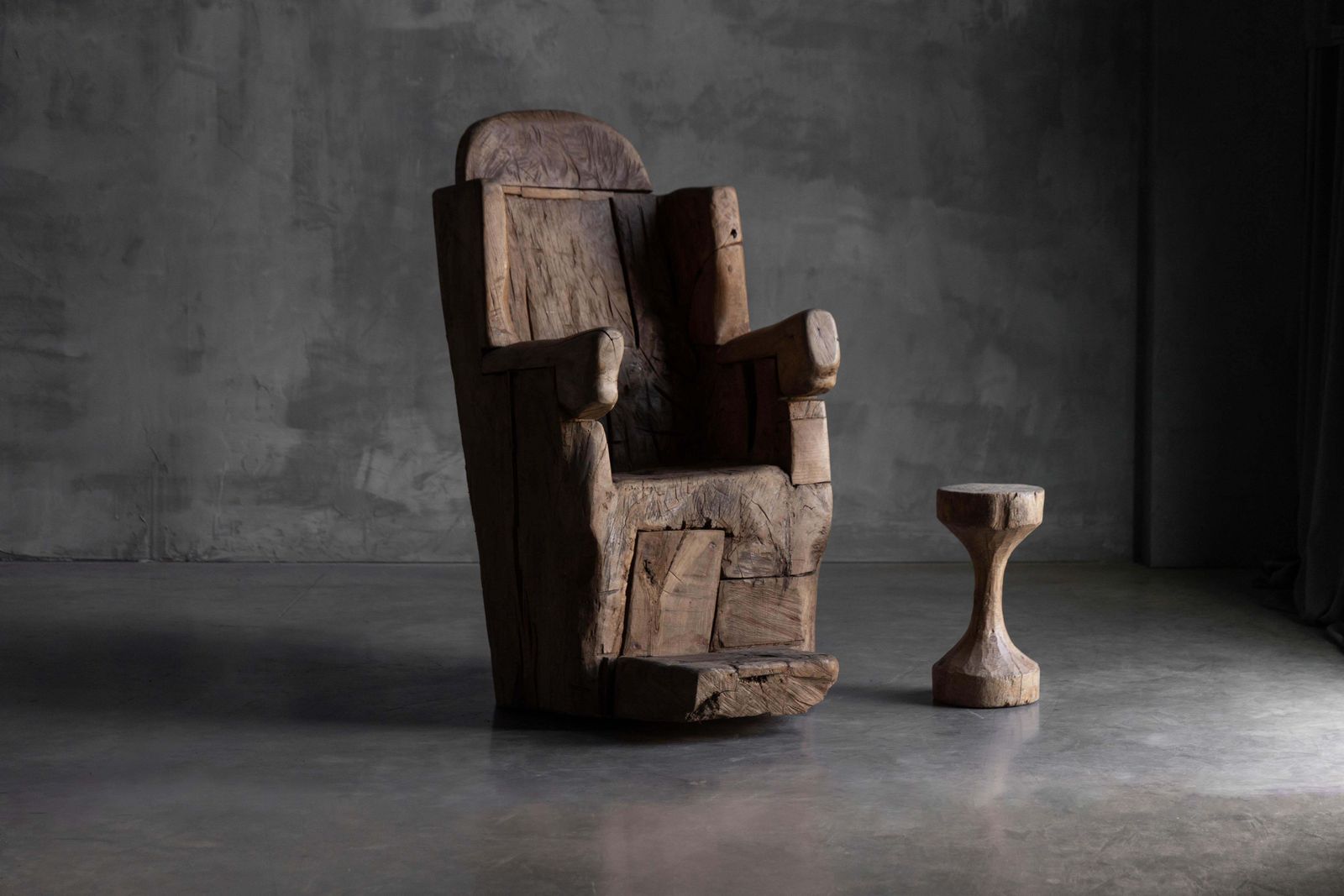 Brutalist Monoxylite Throne Chair, France, 19th Century photo Furniture