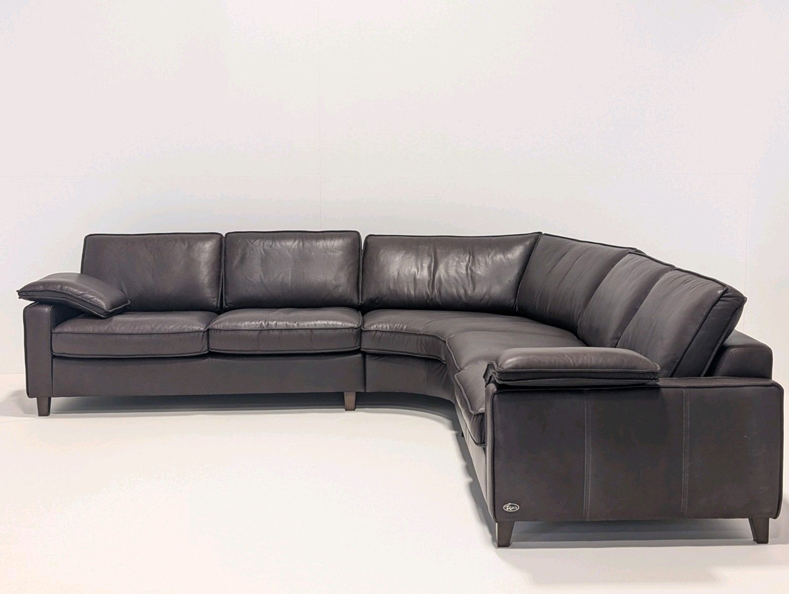 Black Label Corner Sofa Excellent Condition Save £££