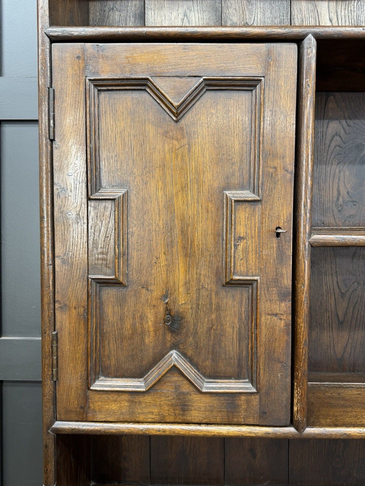 Antique Oak Welsh Dresser – Solid English Oak Farmhouse Sideboard Display Rack photo vintage