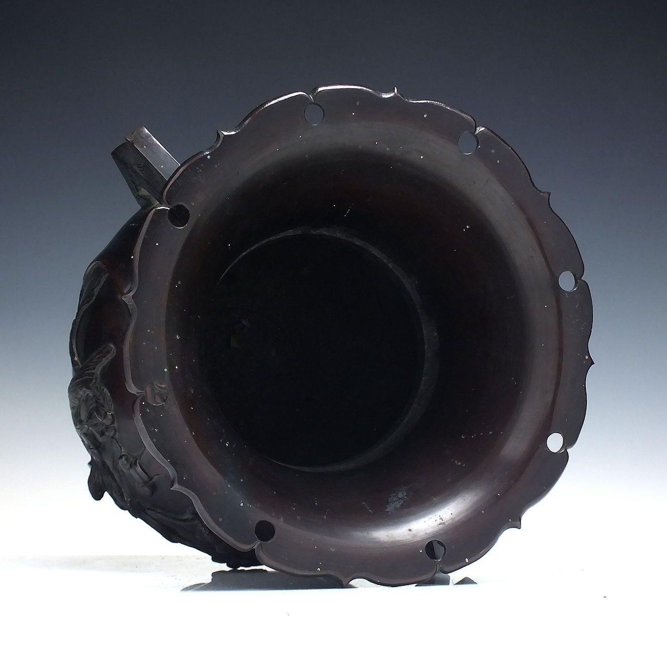 photo furniture Large Antique Decorative Vase, Japanese, Bronze, Meiji Period C1900