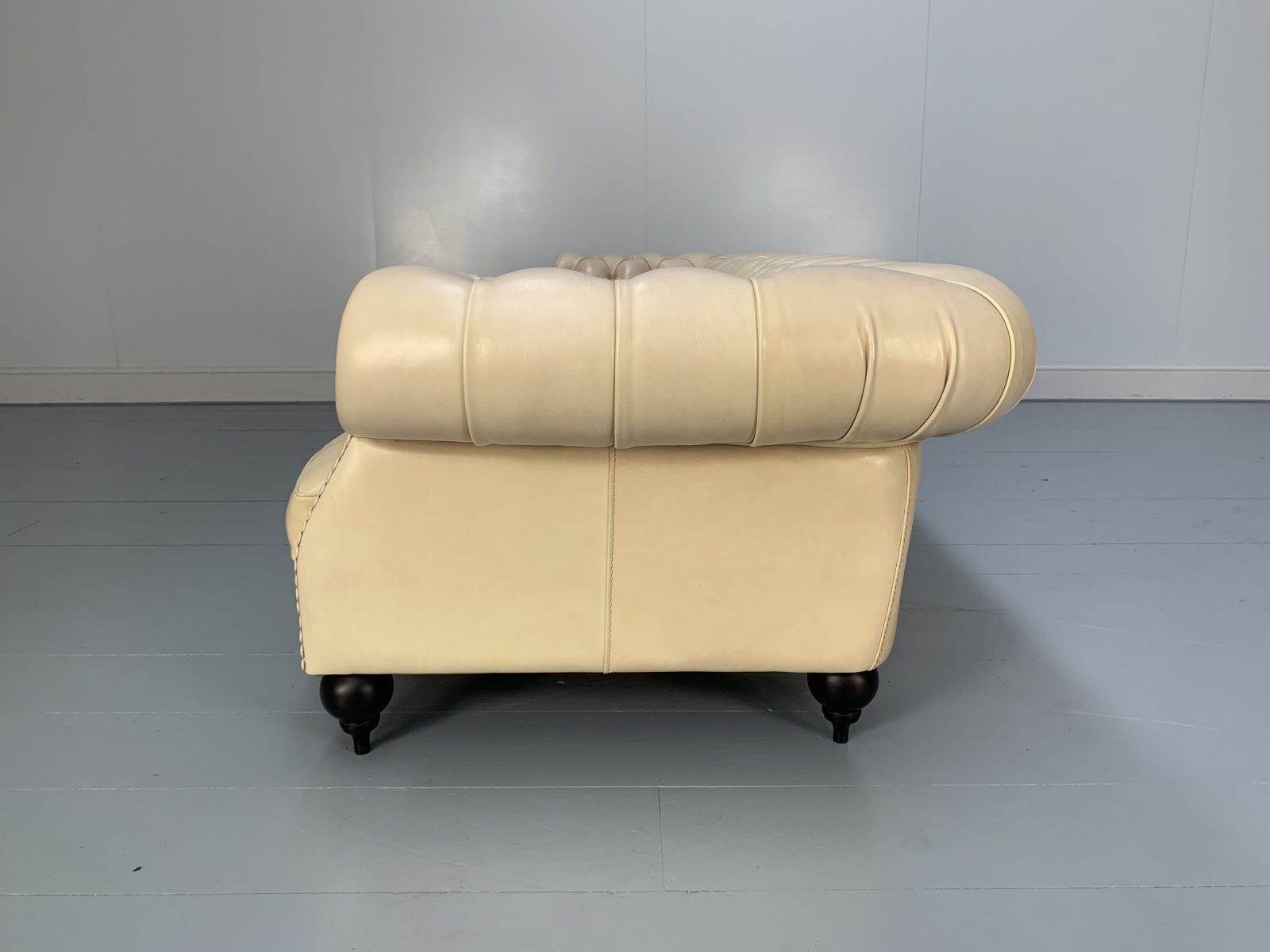 Baxter Of Italy “Diana Chester” 4 Seat Sofa – In Cream “Tuscany” Leather photo 7900.0