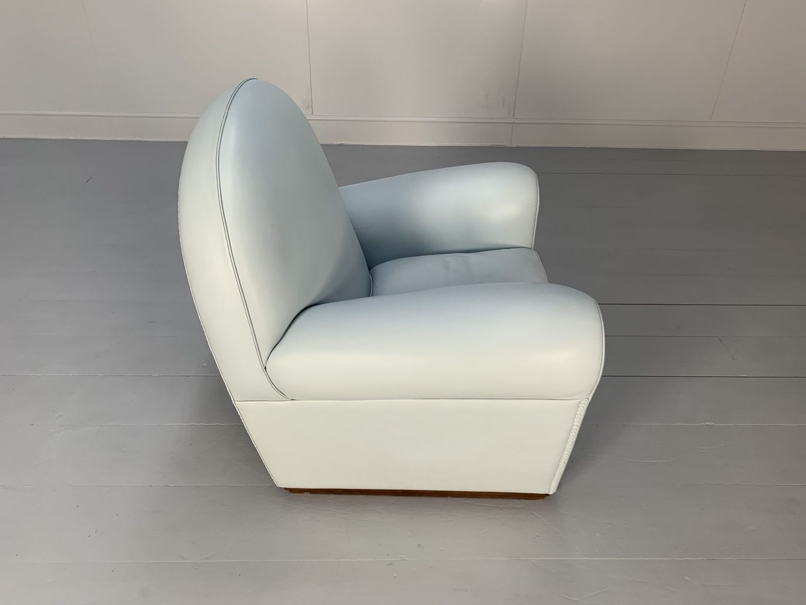 6900.0 Pair Of Poltrona Frau “Vanity Fair” Armchairs – In Pelle Frau Pale Blue Leather photo