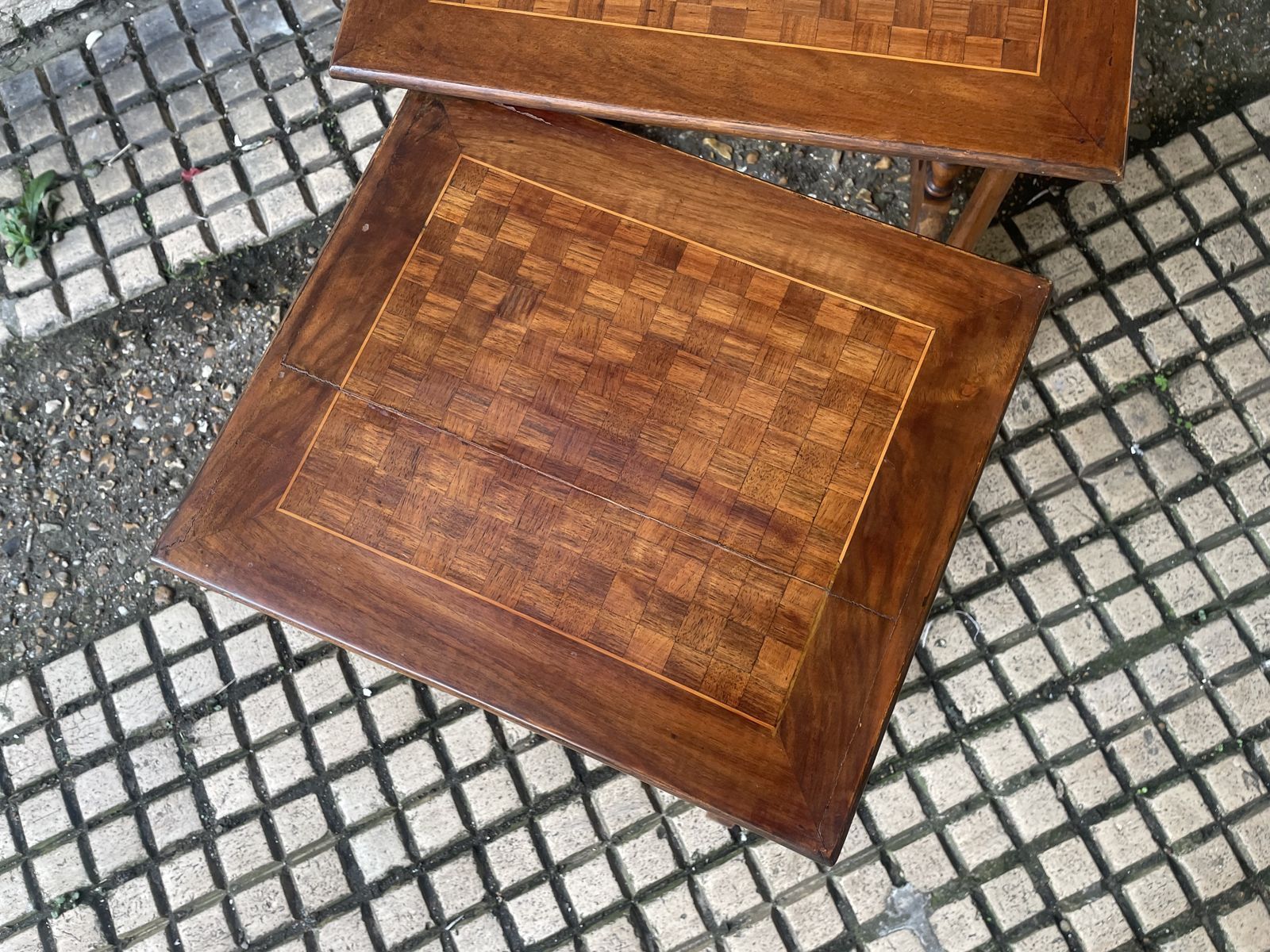 Antique Nest Of 3 Mahogany Tables With Chequered Parquetry Detailing photo vinterior