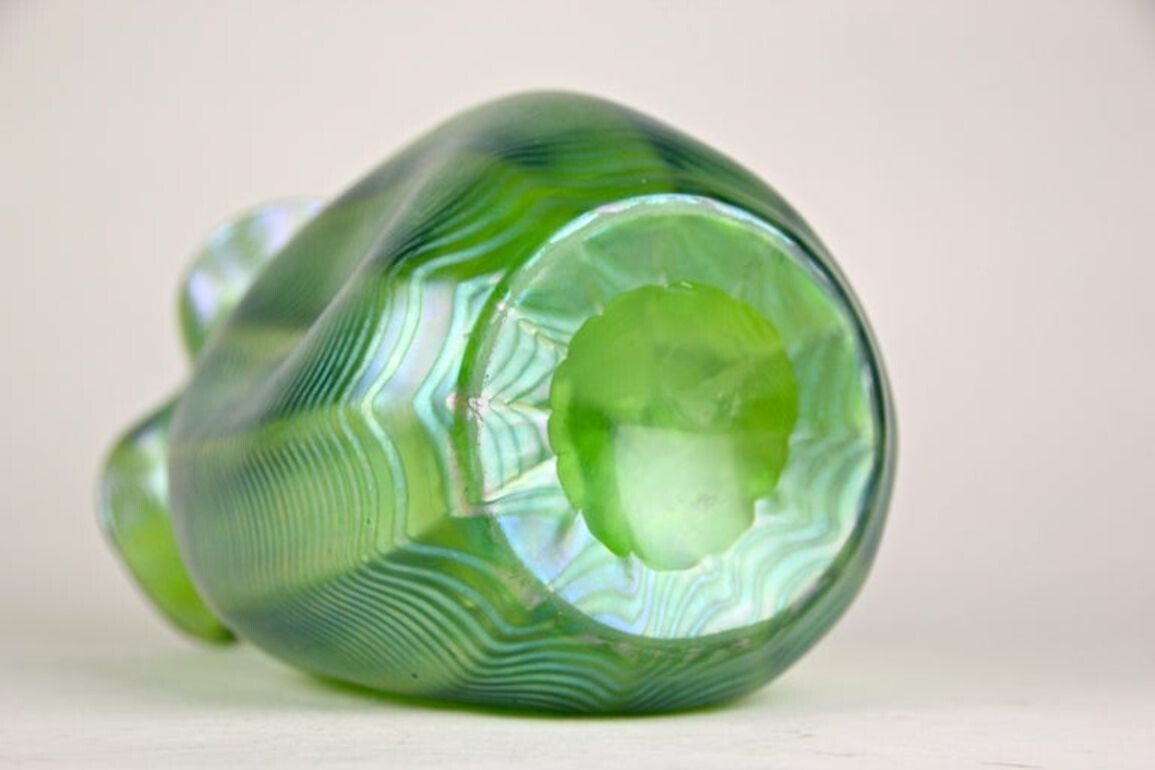 Home Decor 19th Century Art Nouveau Glass Vase By Loetz   Crete Phaenomen, Cz Circa 1898 photo