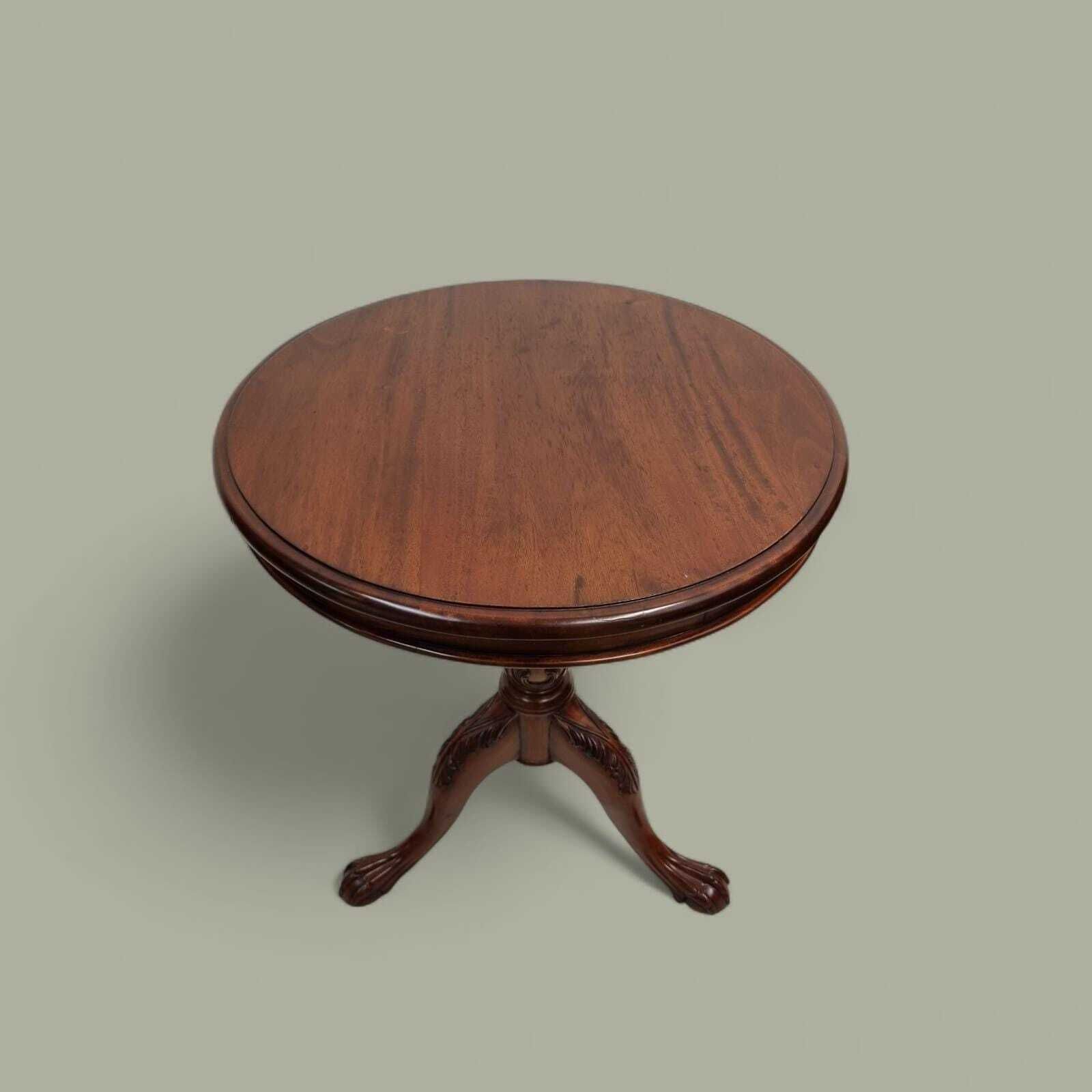 Vintage 1960s Chippendale Style Mahogany Side Table / Claw & Ball Feet / Carved Details photo 300.0