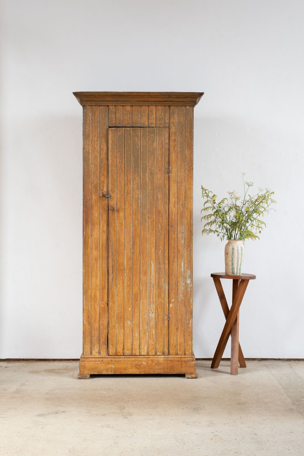 19th Century Butt And Bead Swedish Farmhouse Cupboard