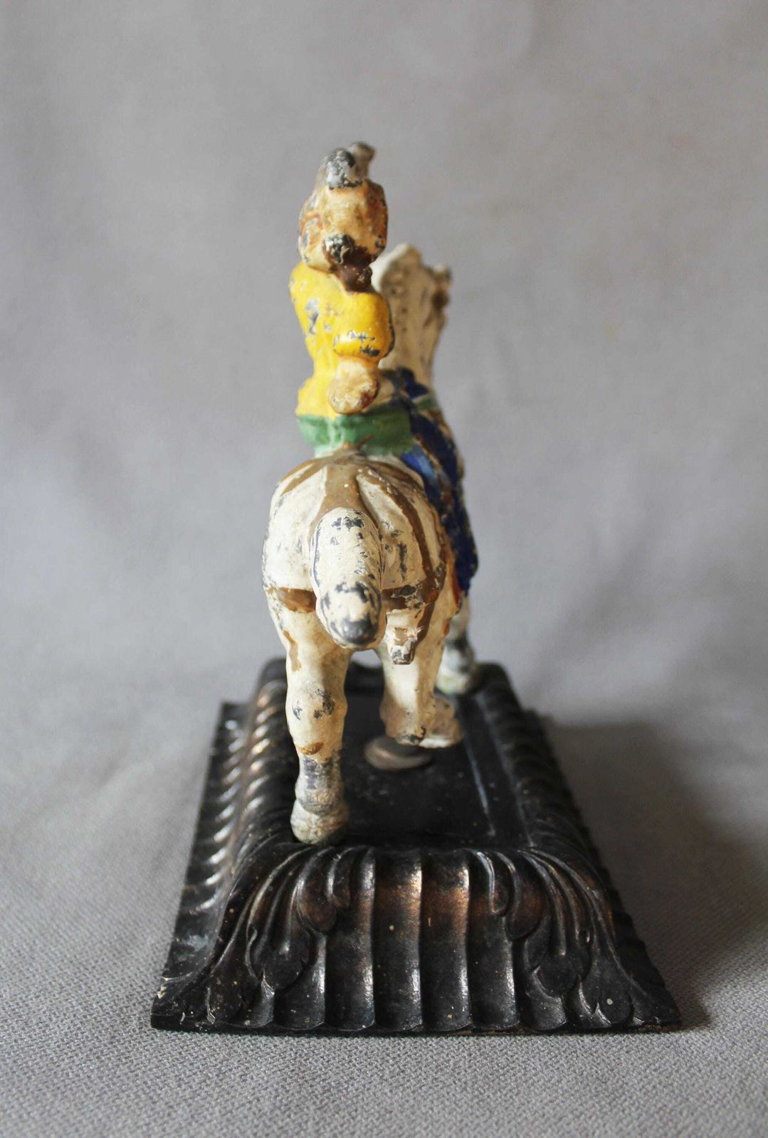 photo vinterior Large And Heavy Sculpture Of A Falconer On Horseback, Lady Writer, Cold Painted, Could Be Bronze As Non Magnetic, Equestrian, Horse, Bird
