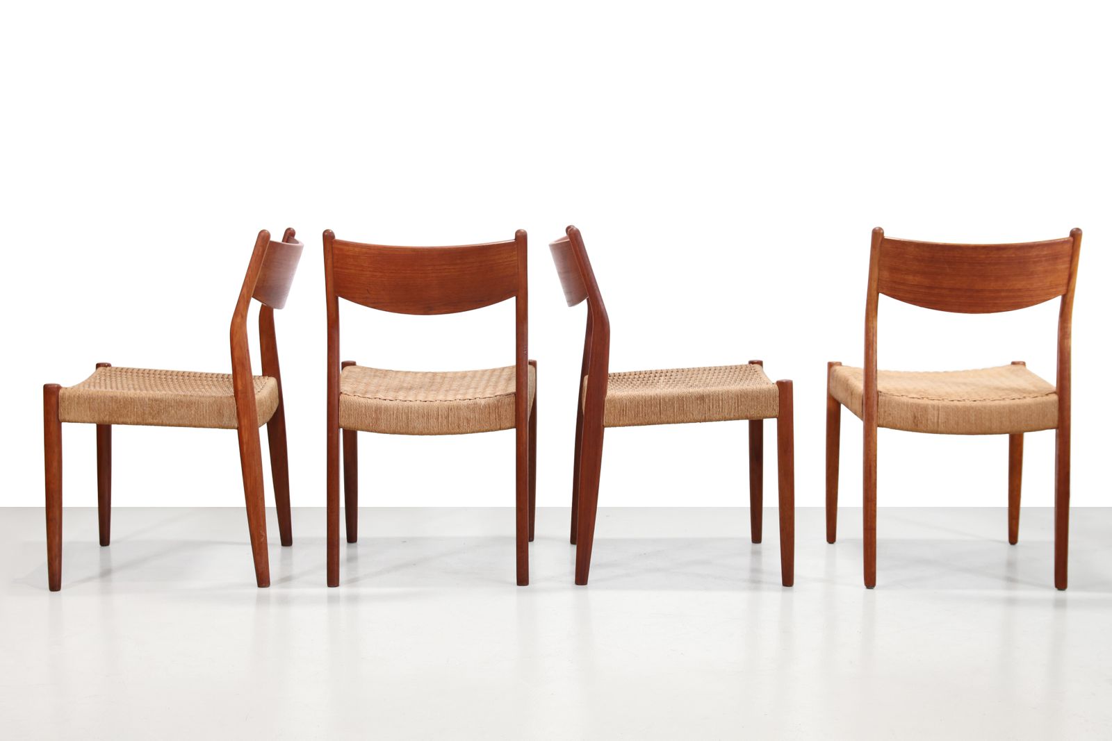 Set Of Four Teak Marten Franckena Chairs For Fristho