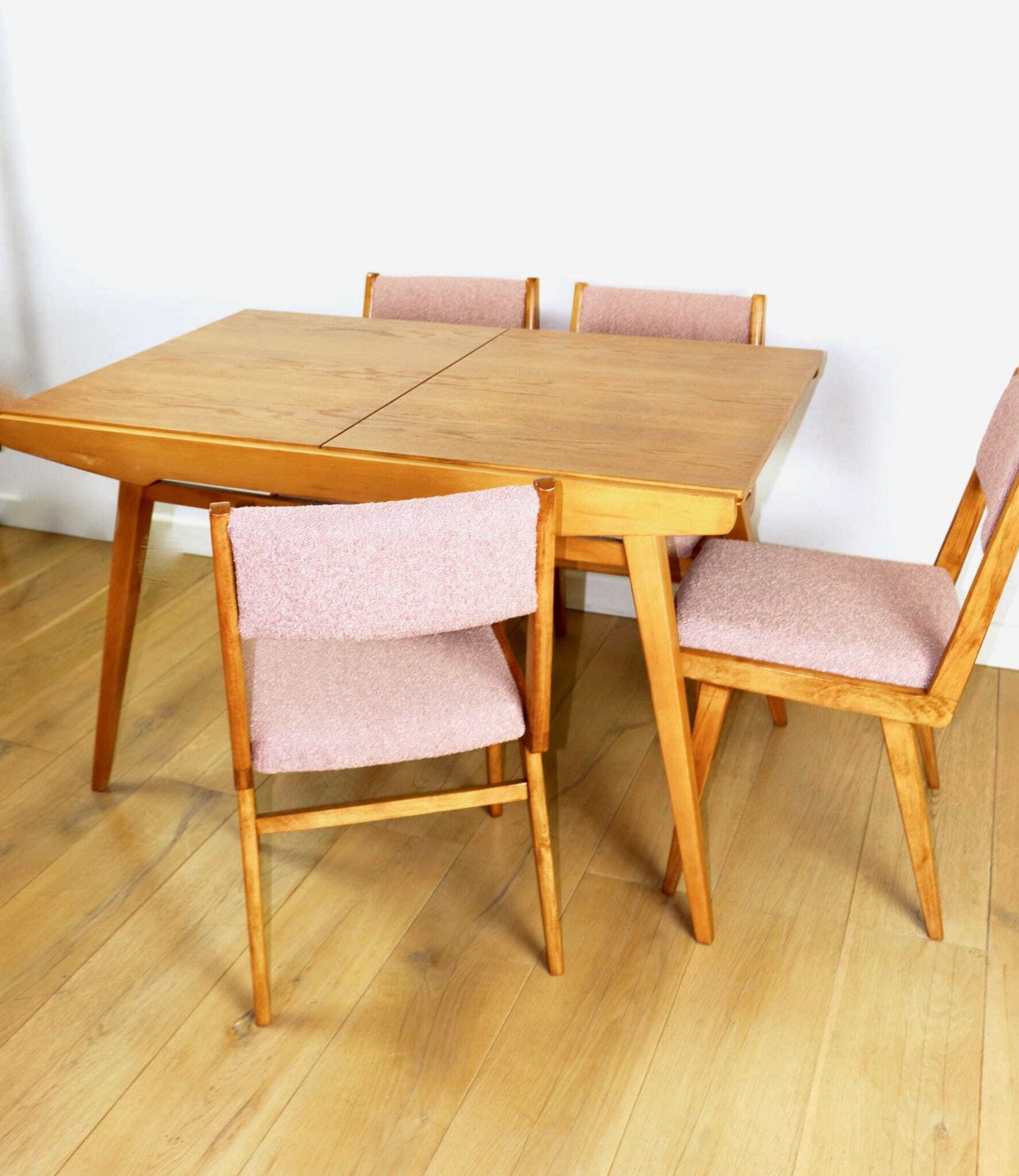 photo vinterior Extendable Wooden Table Designed By Jiri Jiroutek