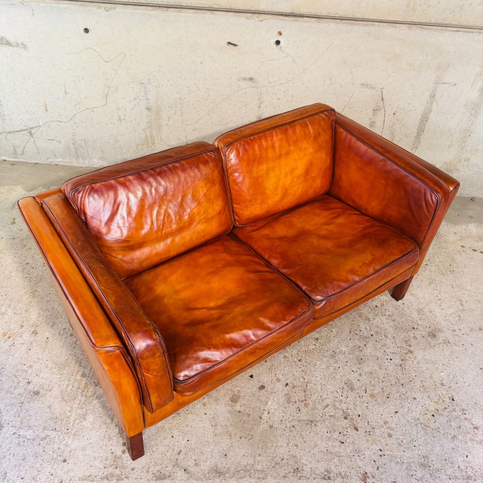 Danish Light Tan Leather 2 Seater Sofa — Elegant Lines #A763 photo Furniture