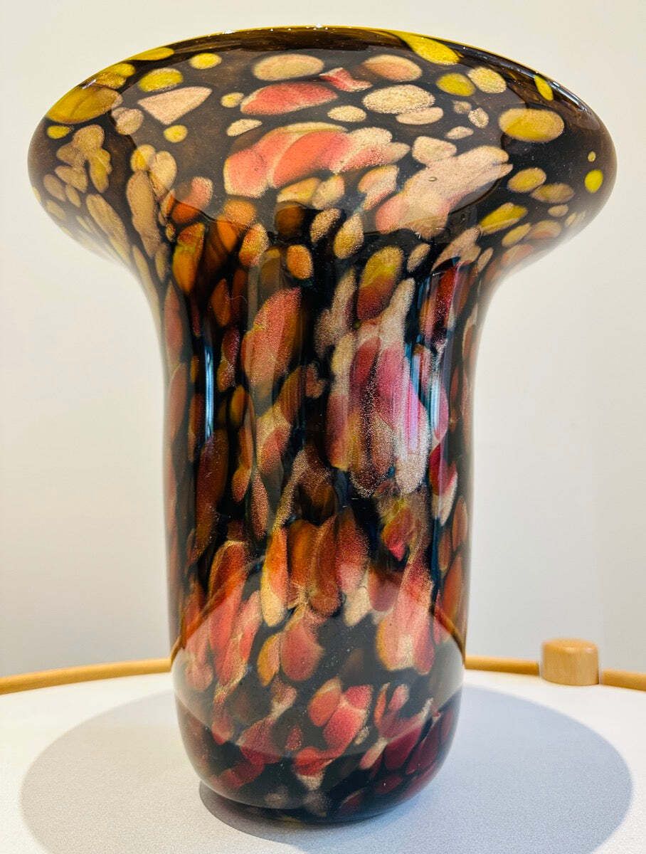 photo furniture 1990s American Contemporary Handblown Brown & Black Aventurine Glass Vase