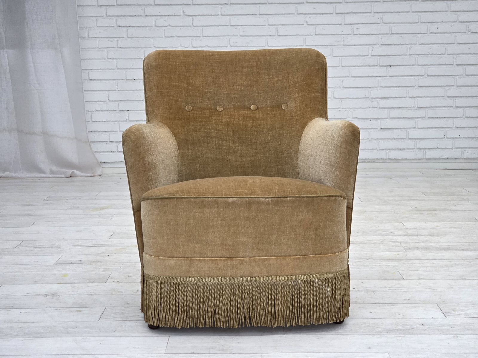Ca. Jaren 1970, Deense Fauteuil, Lichtgroen Meubelvelours. photo Meubels