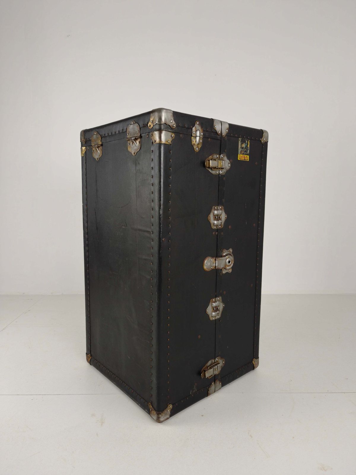 Antique 1924 Belber Black Leather Steamer Trunk   Large Travel Wardrobe photo Furniture