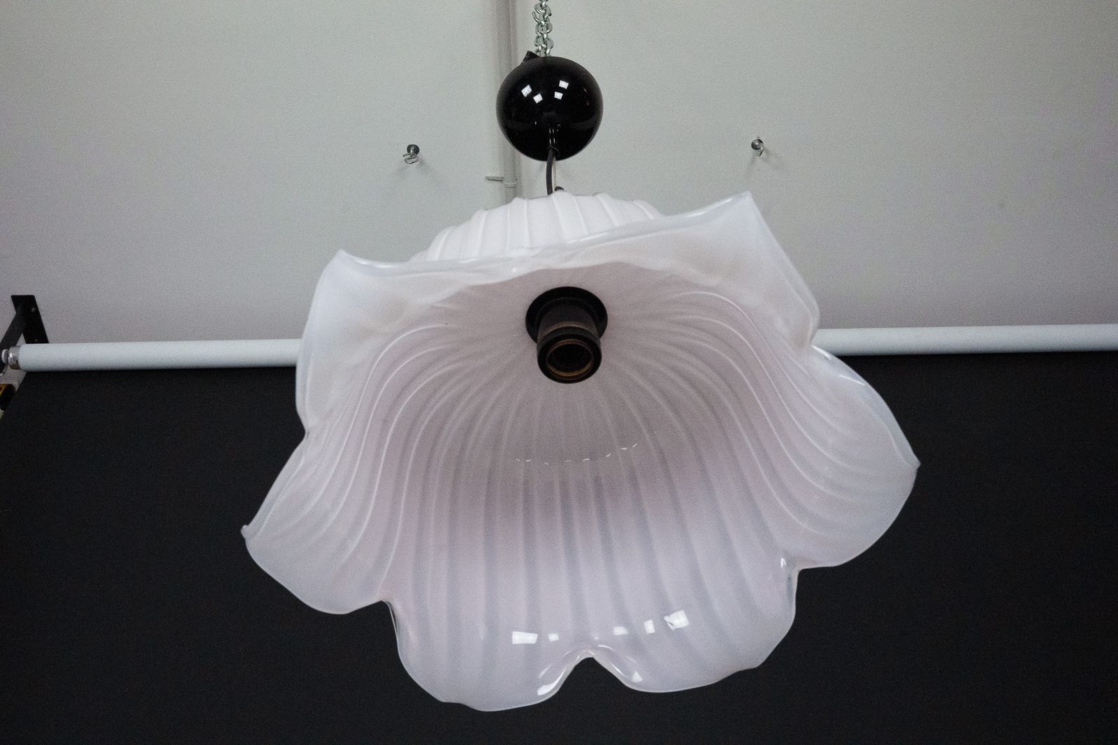 Large Vintage Flower Shaped Chandelier In Pink Murano Glass, Italy 1980s. photo furniture