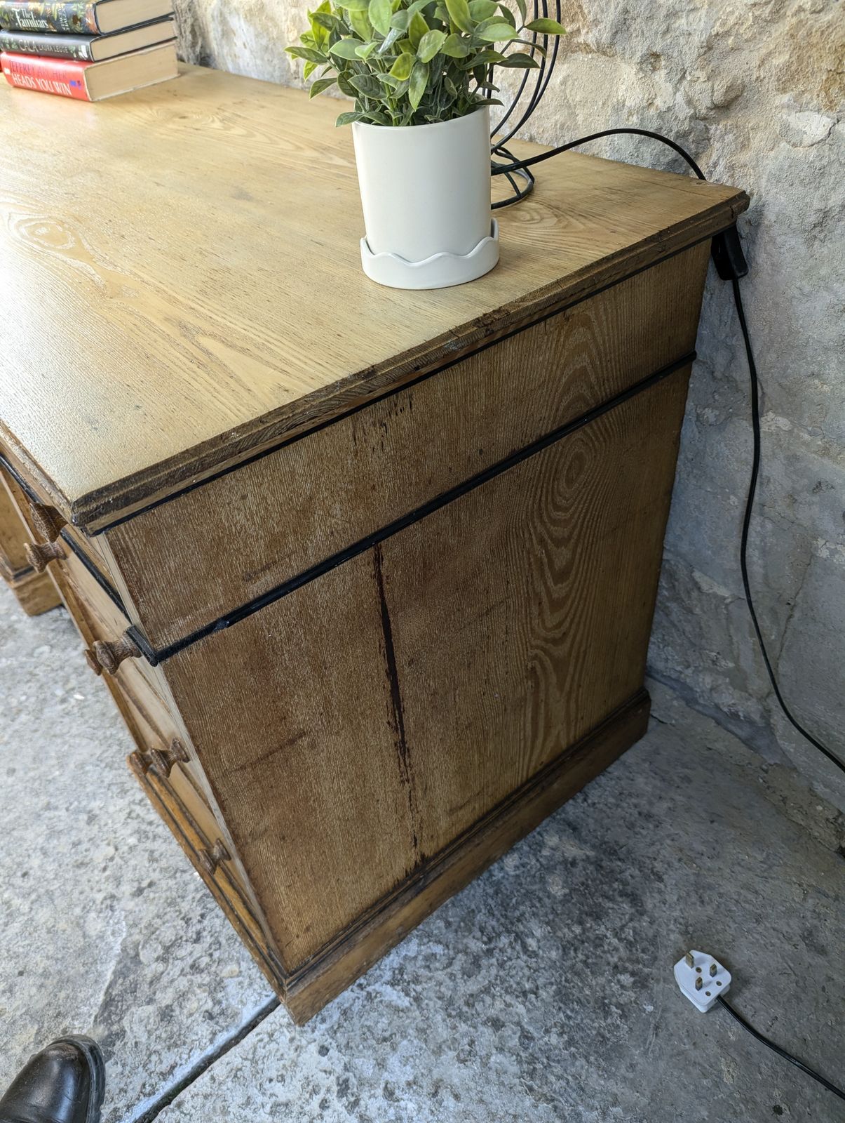 photo vinterior Victorian Ash Pedestal Desk   Arts & Crafts   Refinshed Top