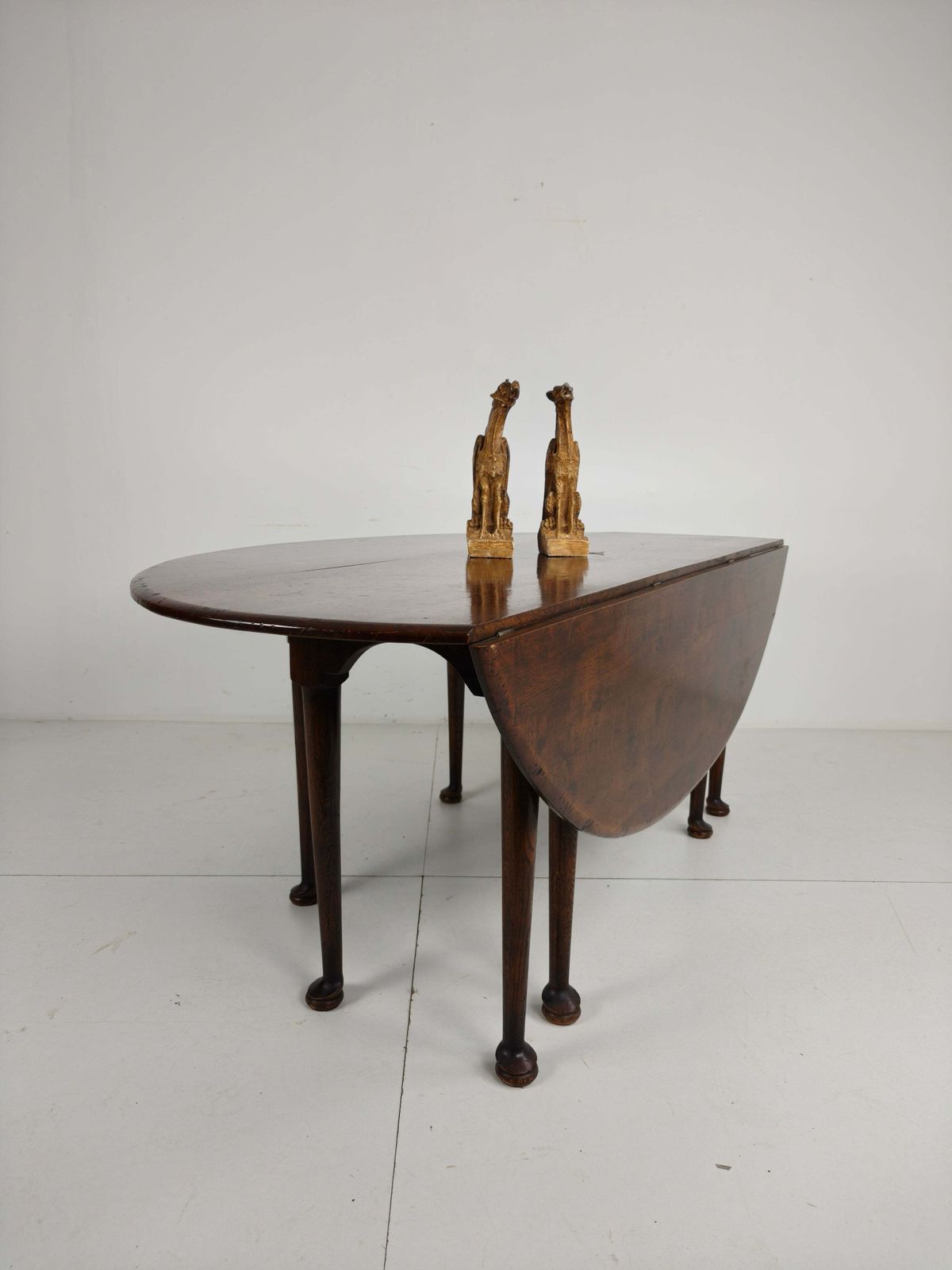 Antique English Drop Leaf Dining Table – Victorian – 8 Legs – Oval Shape – Seats 8 photo for sale