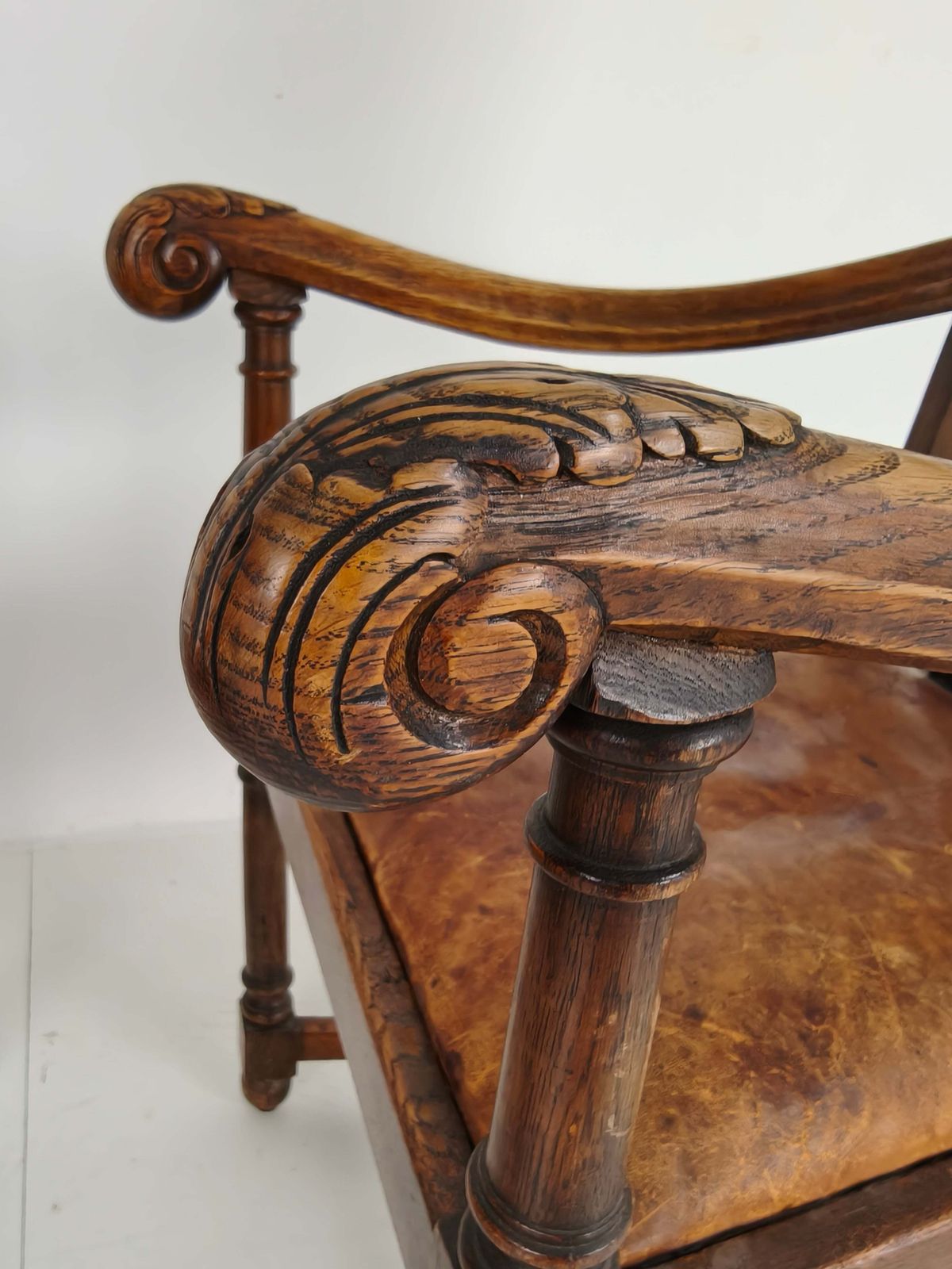 Pair Of F. Parker &Amp; Son Oak Armchairs – 19th Century English photo 430.0