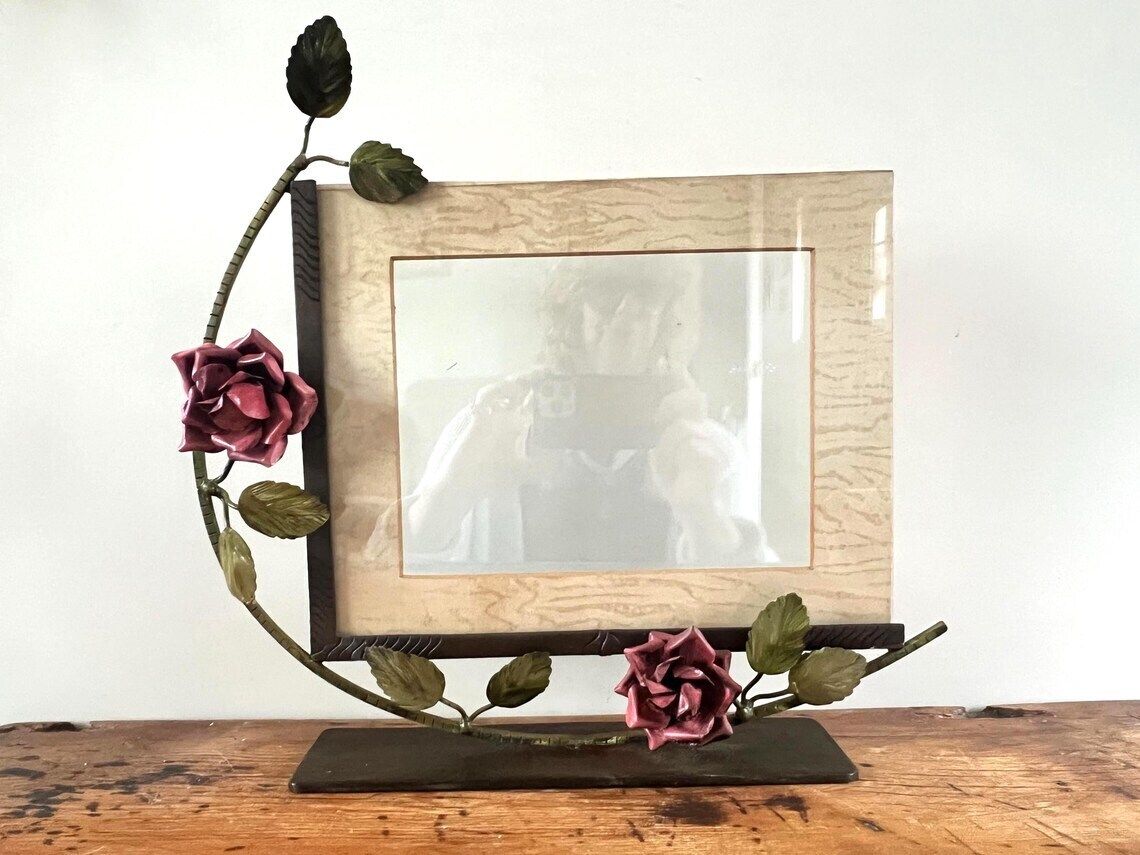 photo for sale Rare Art Nouveau Style Picture Frame  Bronze Patina Rose And Vine Metal Photo Frame European Antique Iron Floral Stand Frame
