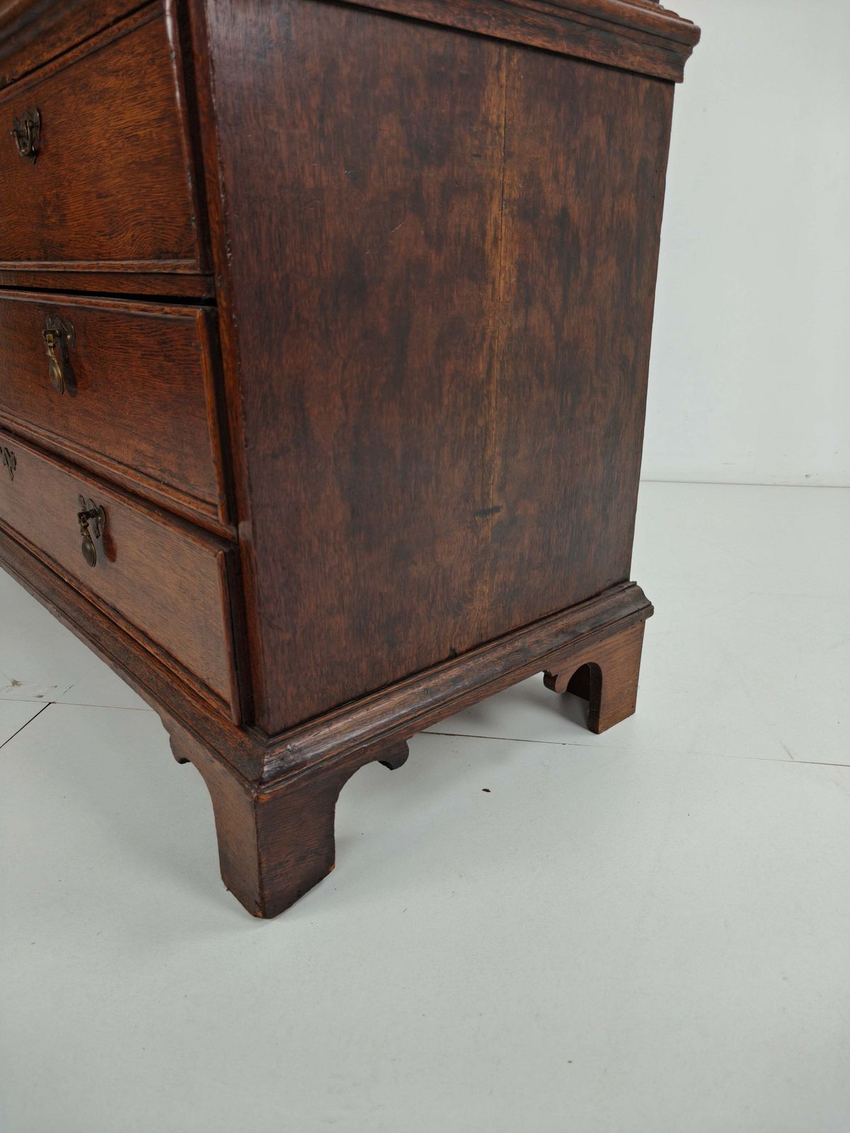 Rare Dutch 18th Century Oak Cabinet – “Luierkabinet” photo vinterior