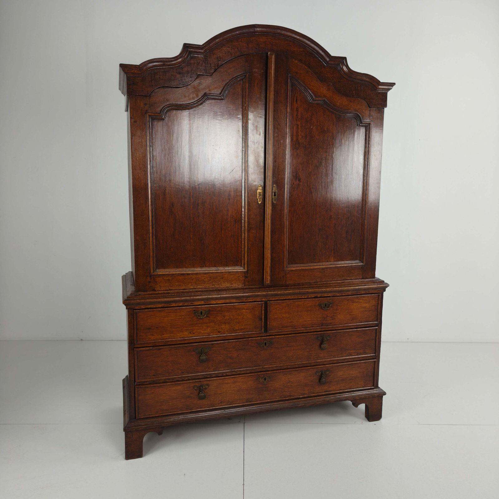 photo furniture Rare Dutch 18th Century Oak Cabinet – “Luierkabinet”