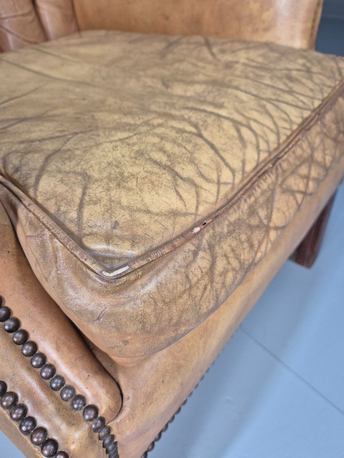 photo vinterior Vintage Leather Wingback Lounge Chair Georgian Style 1970s Retro Eb10457 Vlea
