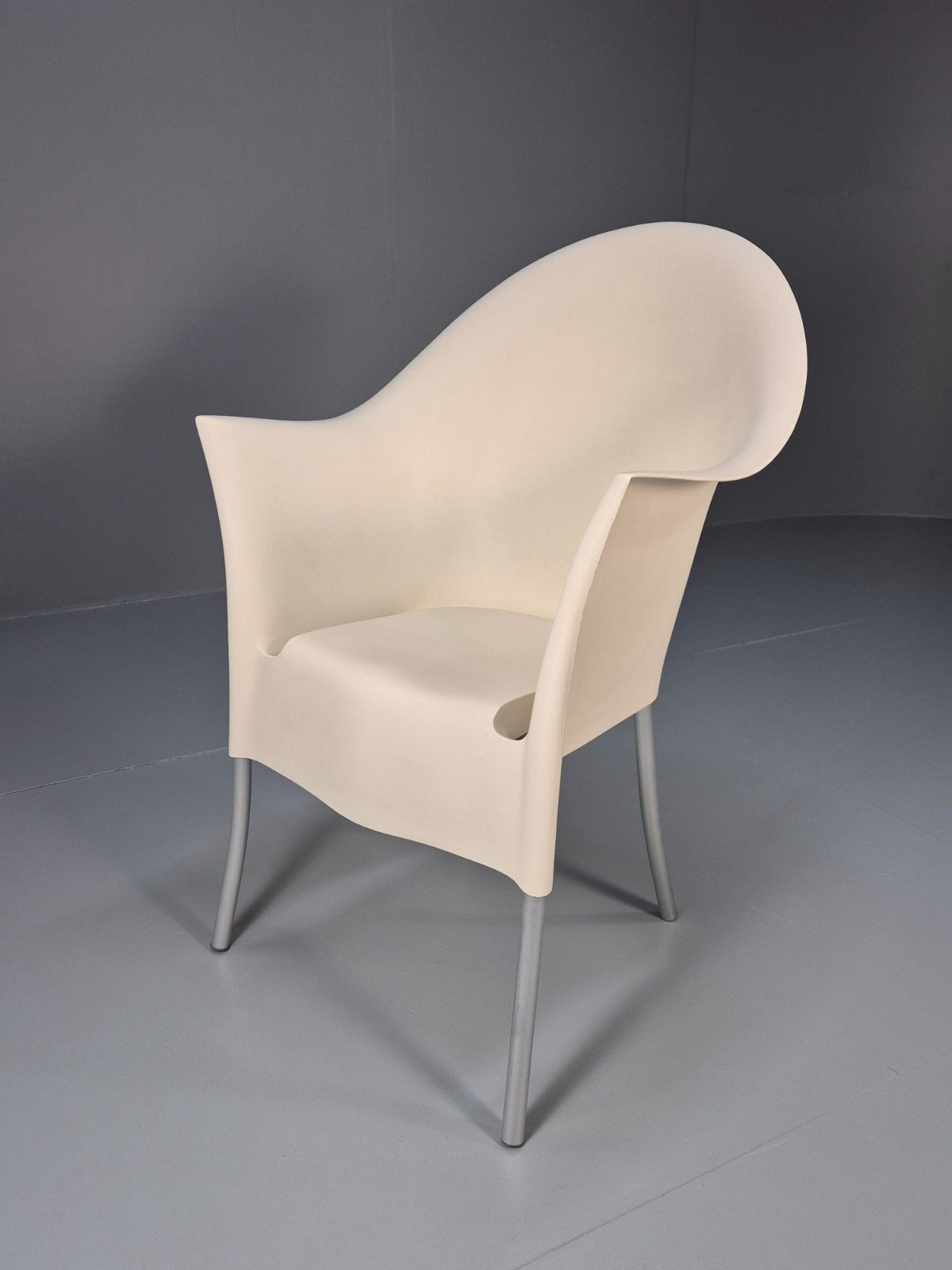 Vintage Driade Lord Yo Chair  Phillipe Starck Design In White Eb10438 Mnor