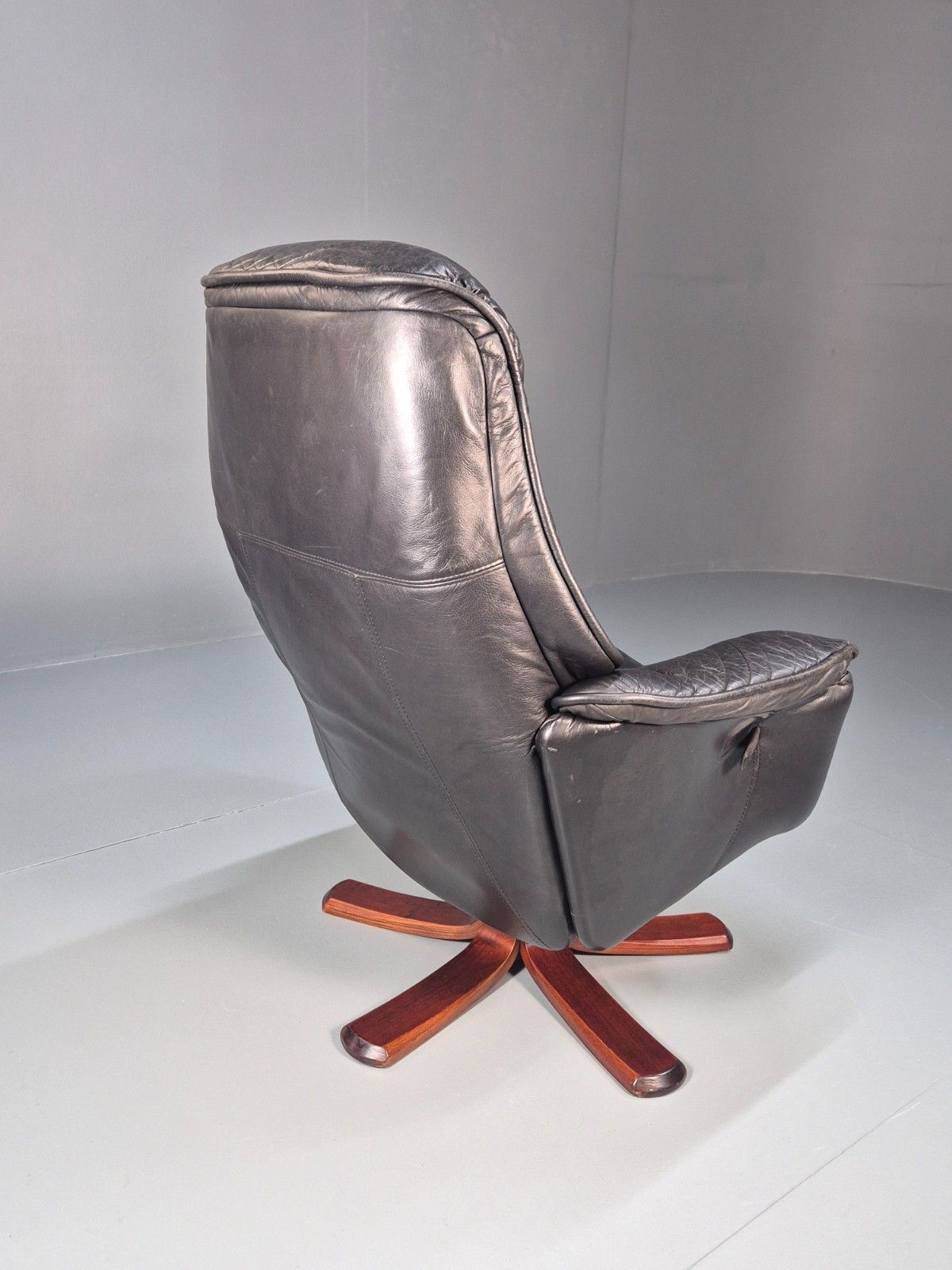 Vintage Danish Leather Swivel Recline Lounge Chair 1980s Retro Eb10437 Mswi photo 125.0