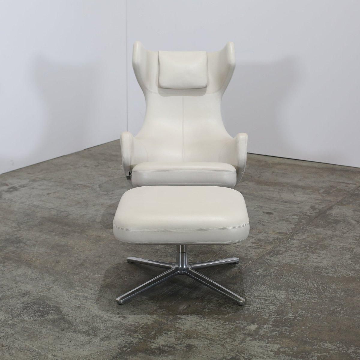 Vitra Grand Repos Lounge Chair & Footstool photo 8476.65
