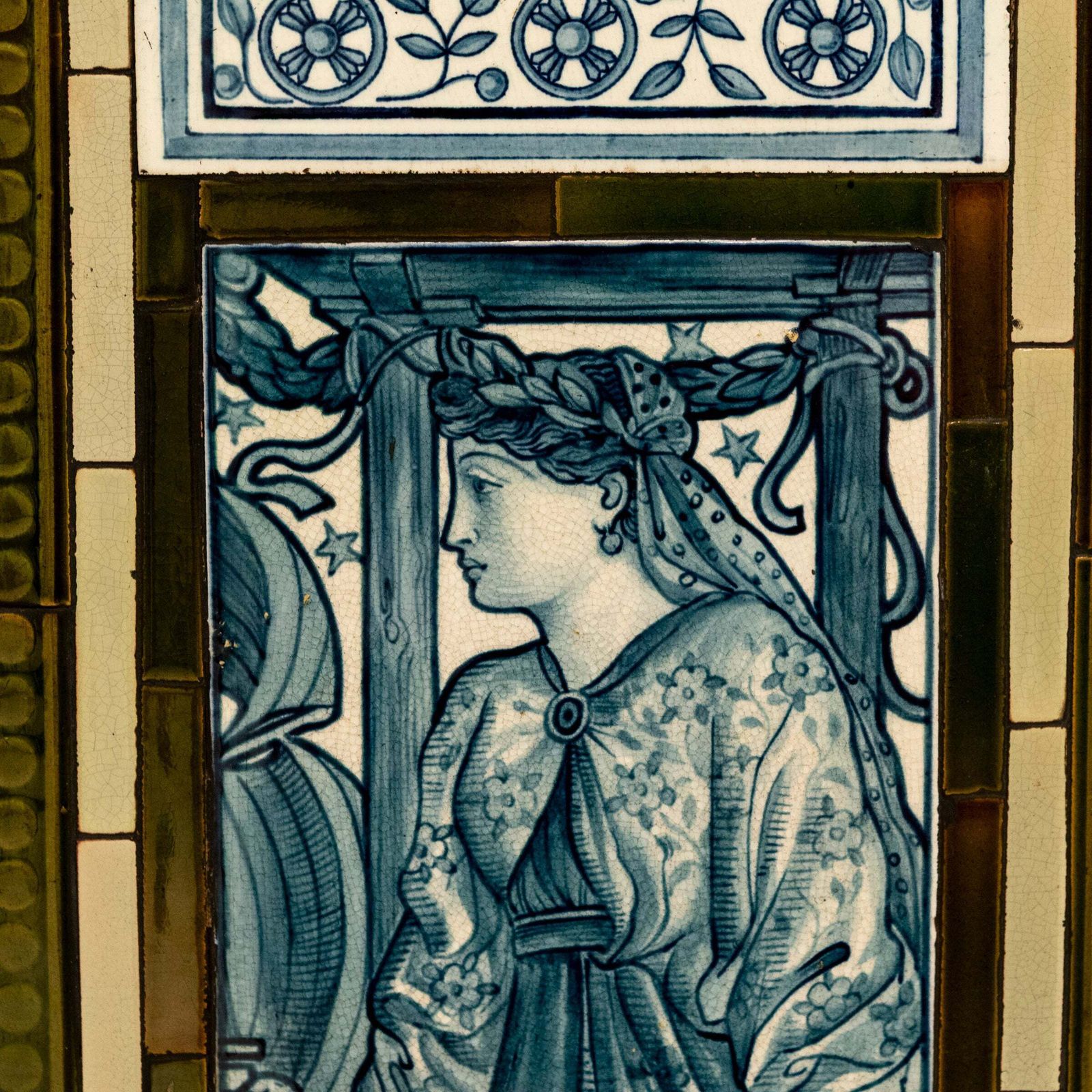 photo for sale Antique Cast Iron Thomas Jeckyll Insert With William Morris Tiles
