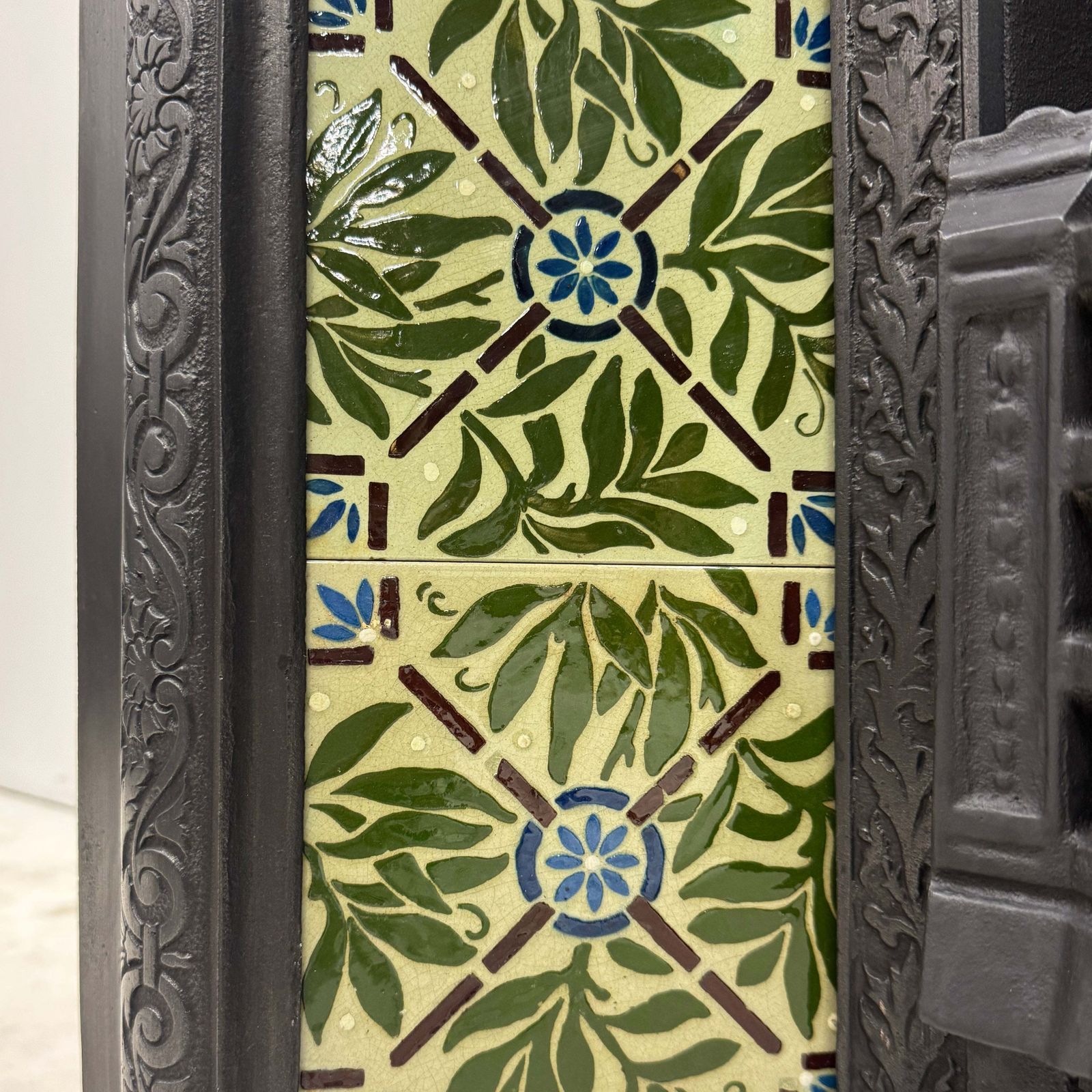 Antique Victorian Fireplace Insert With Josiah Wedgwood Tiles photo furniture