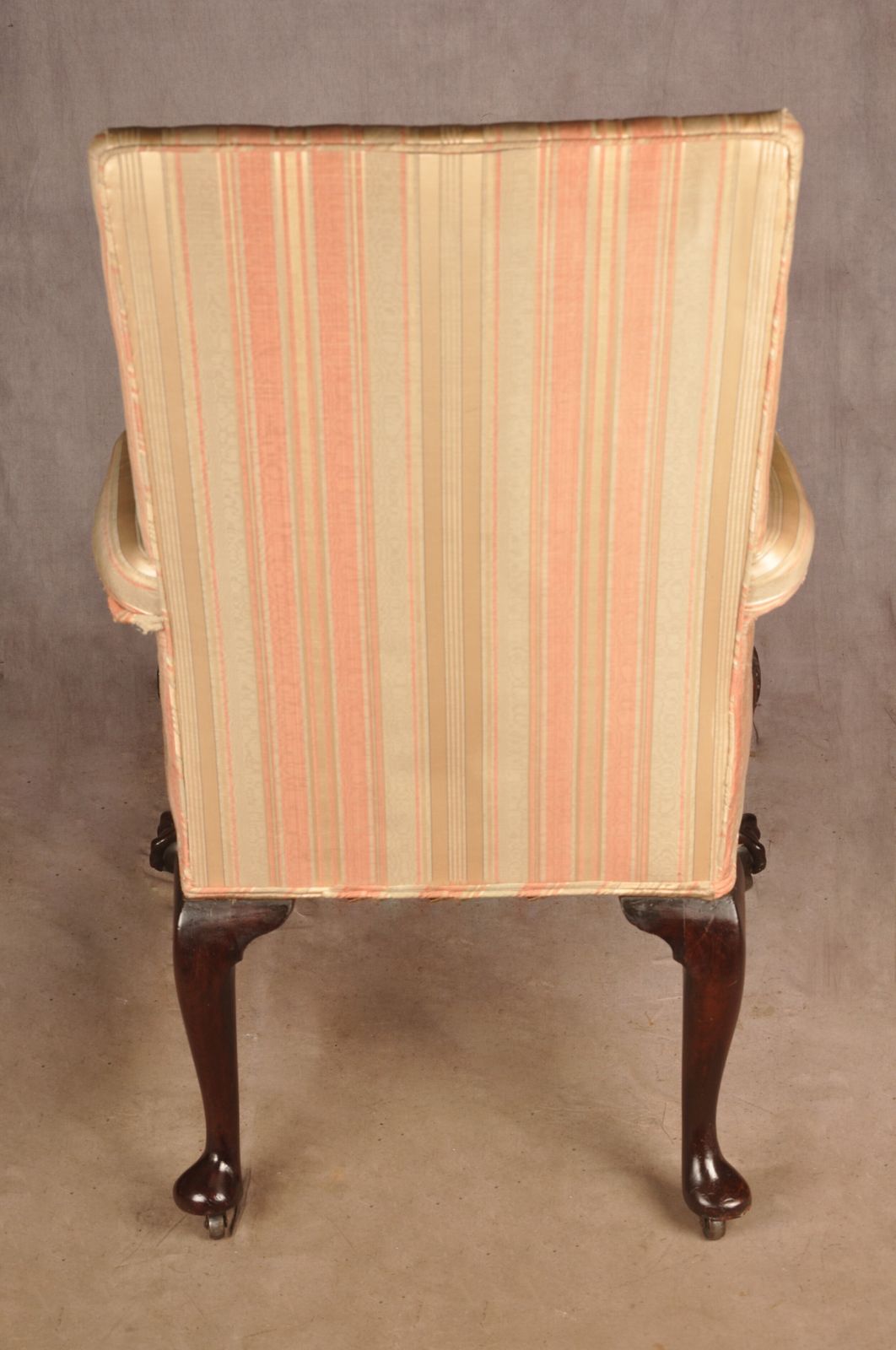 photo for sale A Very Fine 18th Century Mahogany Library Chair