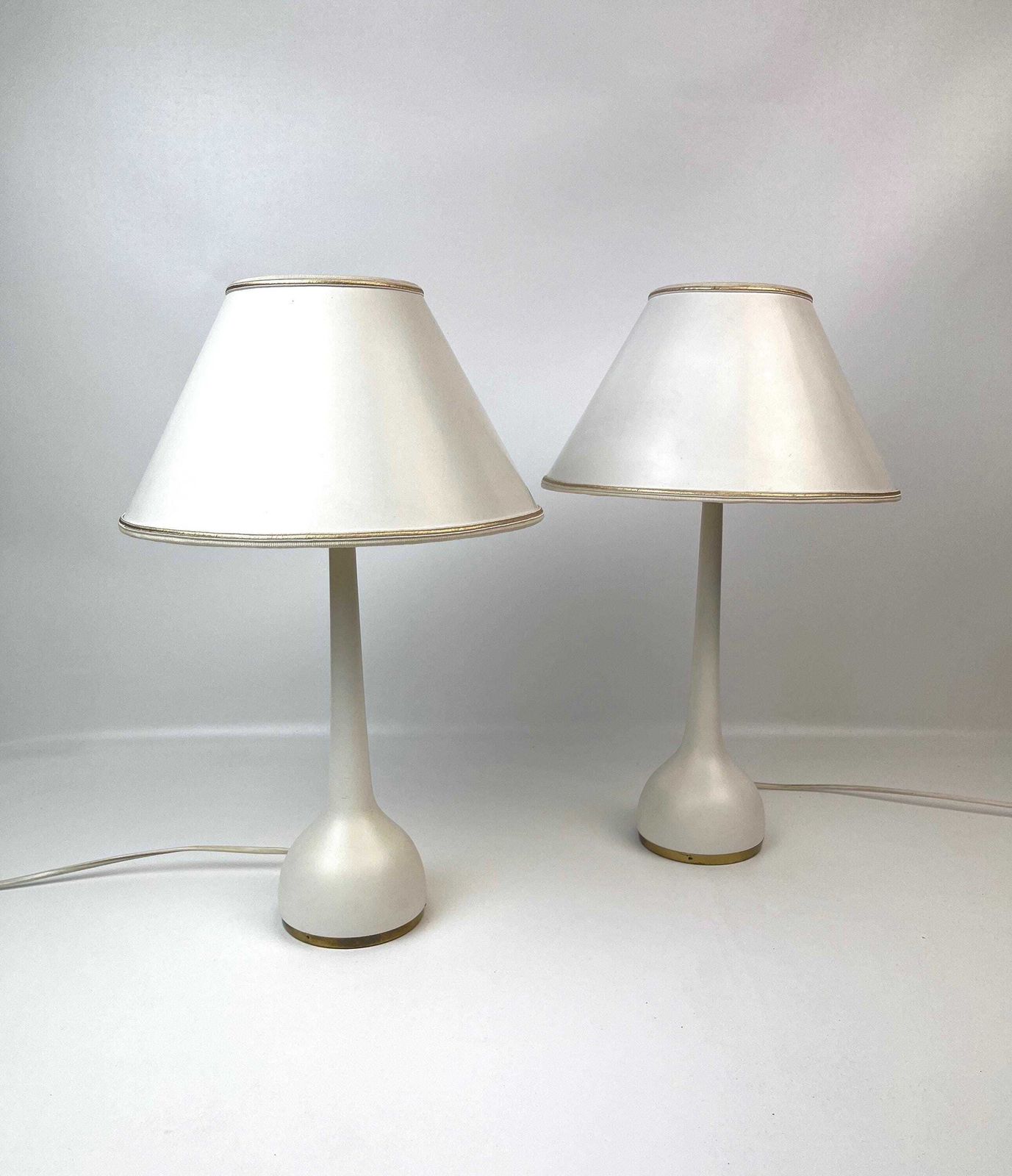Stunning Pair Of Danish Modern Mid Century Minimalist Bedside Lamps By Hans Agne Jacobsson B44