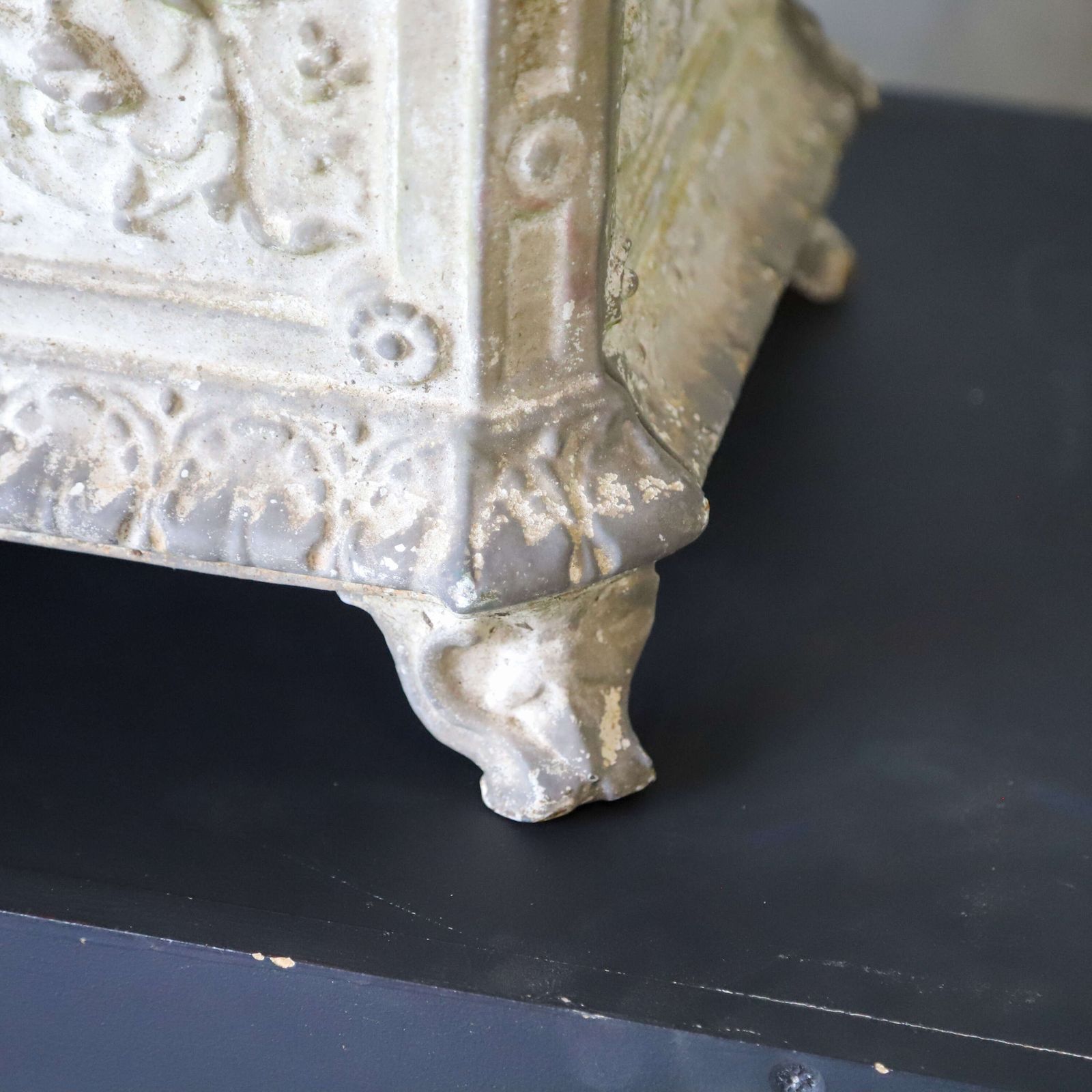 Large French Antique Cast Iron Garden Jardinière/Planter   Decorative And Functional photo Garden Decor