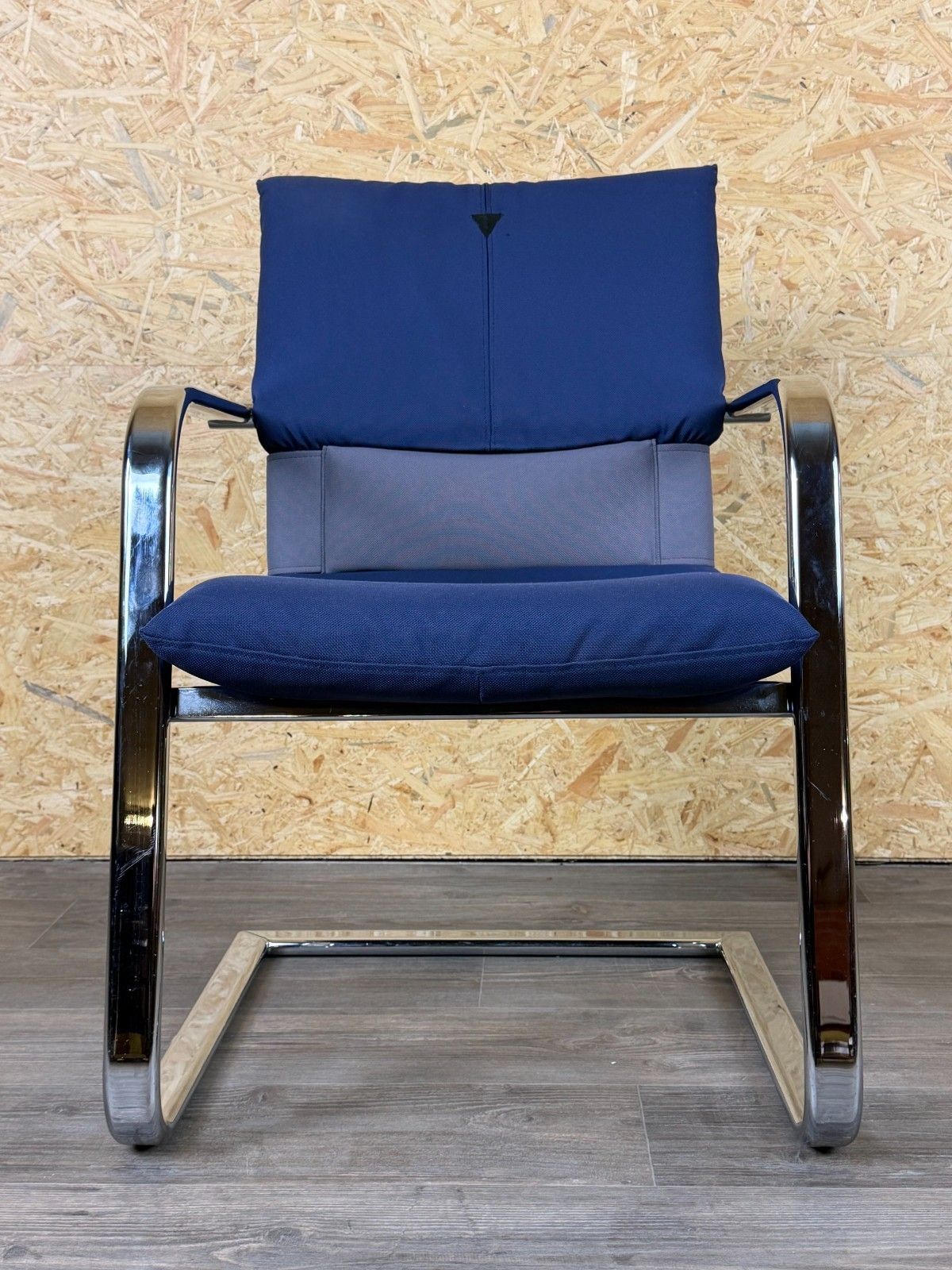 1990s Vitra Figura Cantilever Chair Design Mario Bellini Object X Metal & Fabric photo furniture