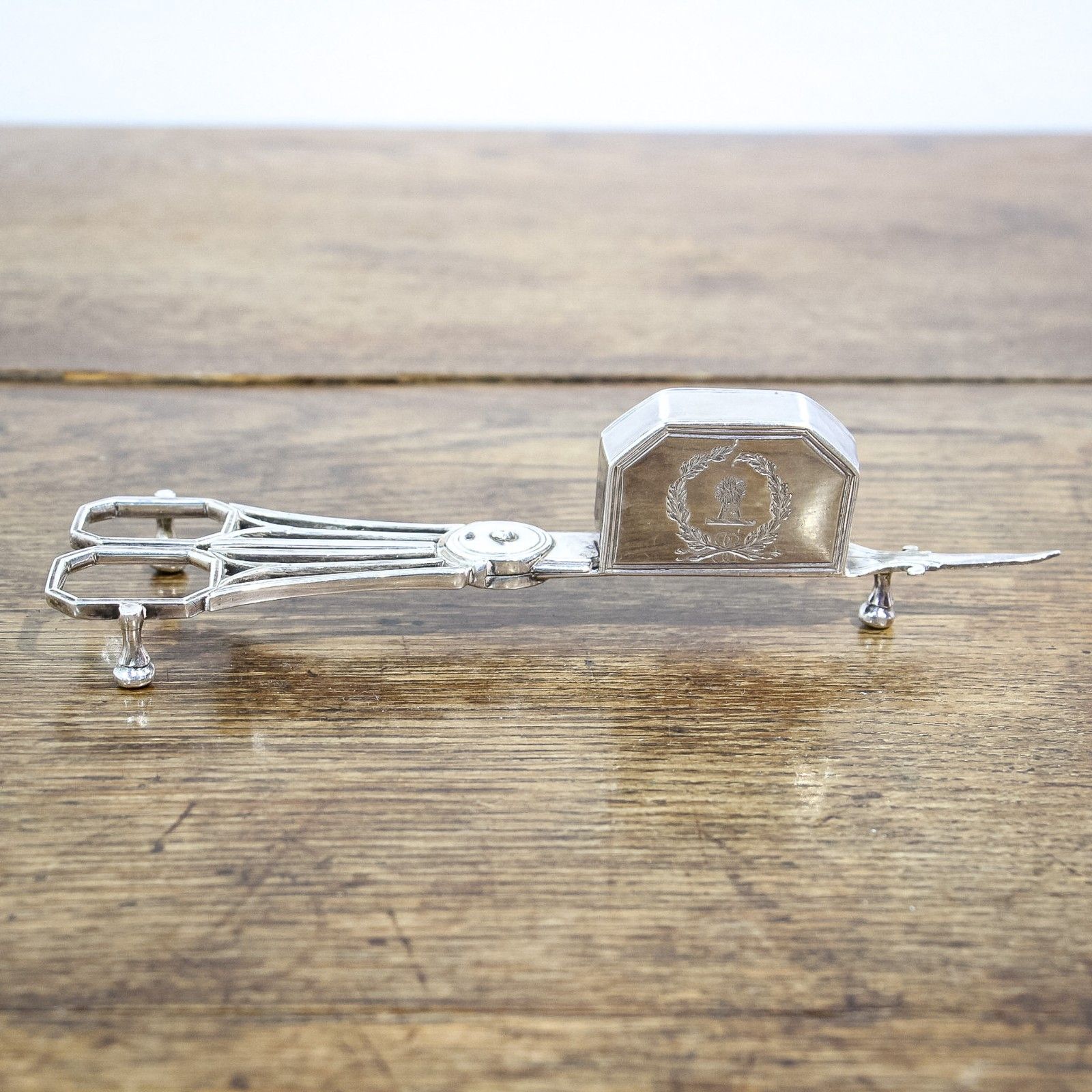 Georgian Silver Wick Trimmer photo furniture