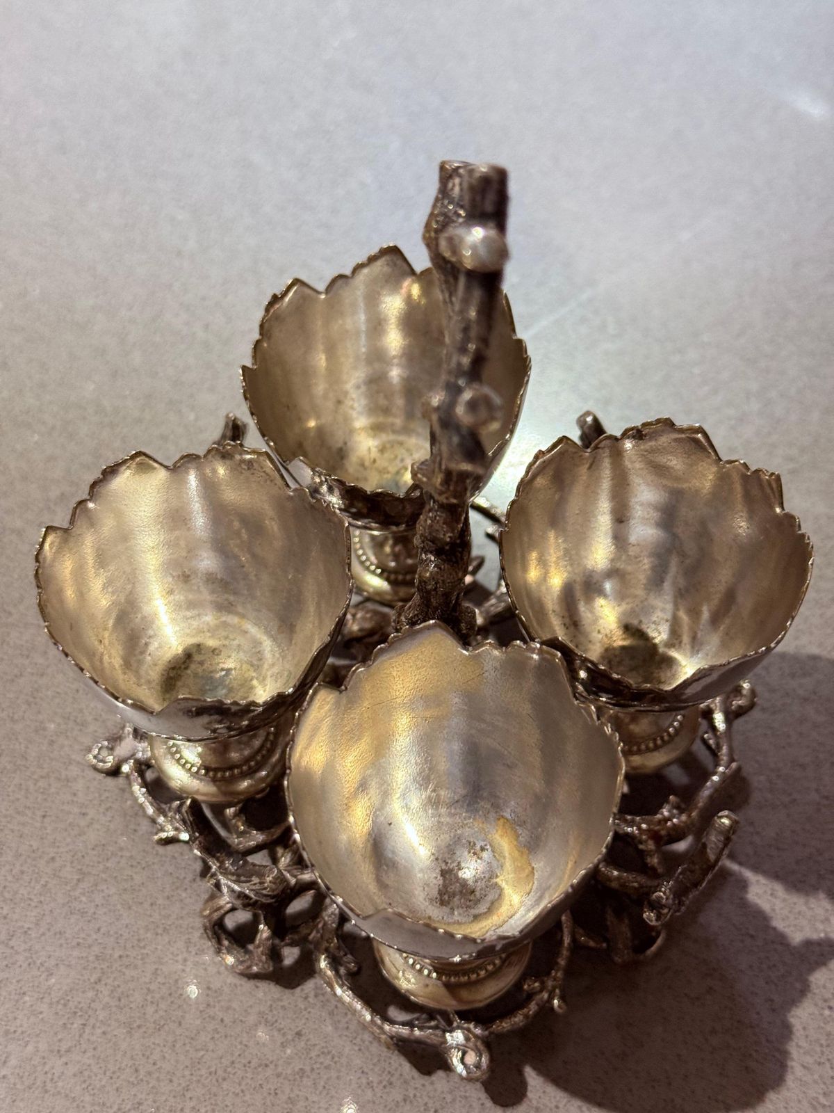 Antique Silverplated Egg Cup Stand Four Small Egg Holders Ornate Victorian Style photo vinterior