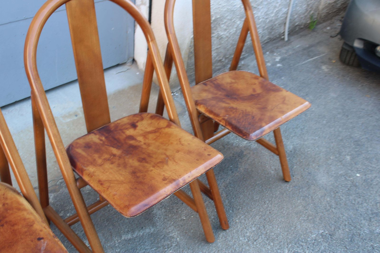 Walnut Chairs With Calfskin Seat, Modernist Style, 1970s Italy photo vinterior
