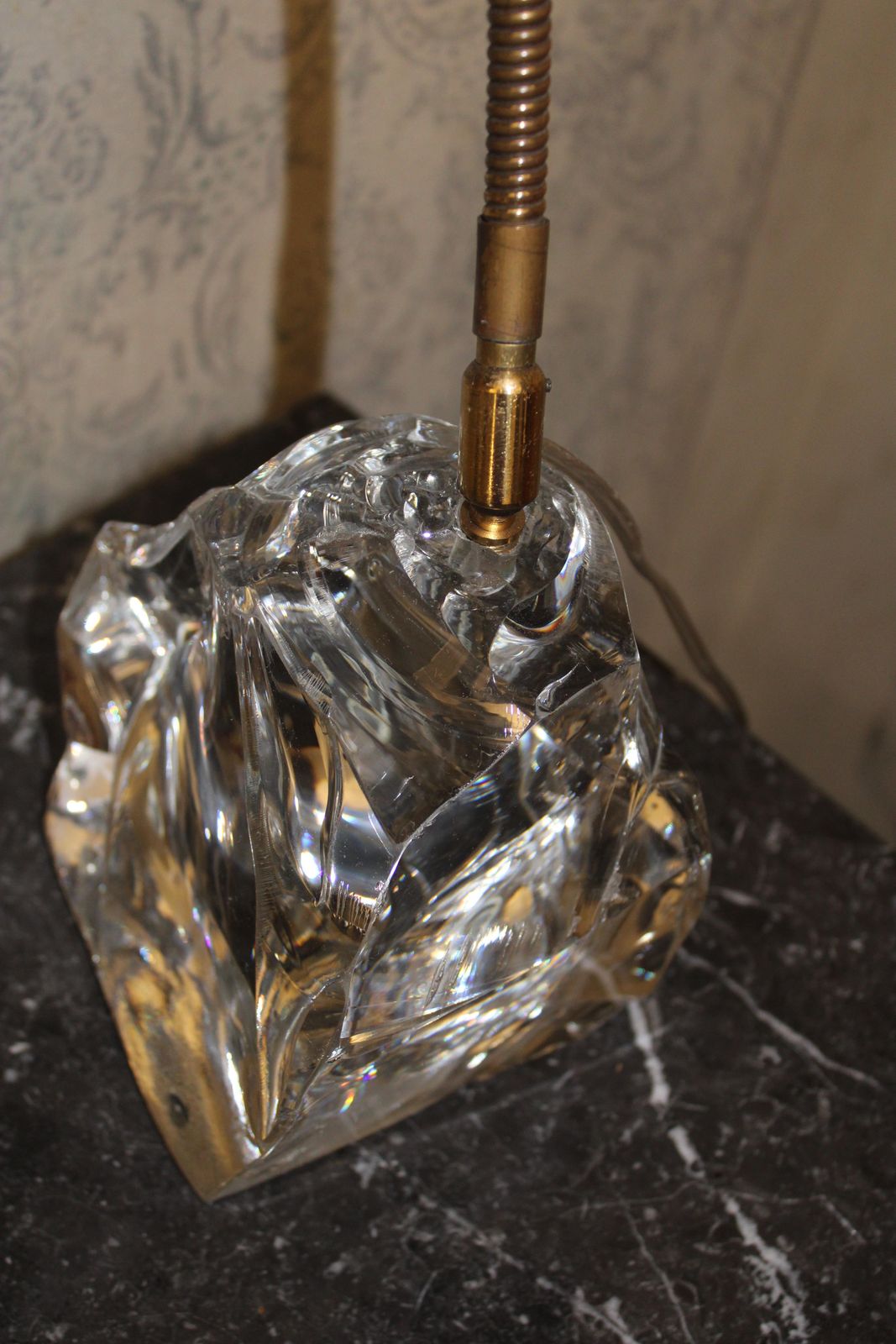 Lacquered Metal Table Lamp With Crystal Block And Brass Parts Italy photo 2674.0