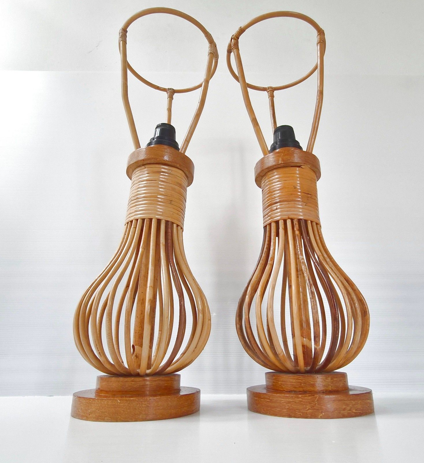 photo vinterior Pair Of Vintage 1960s And Rattan & Heter Table Lamps 60s 1960s 60s