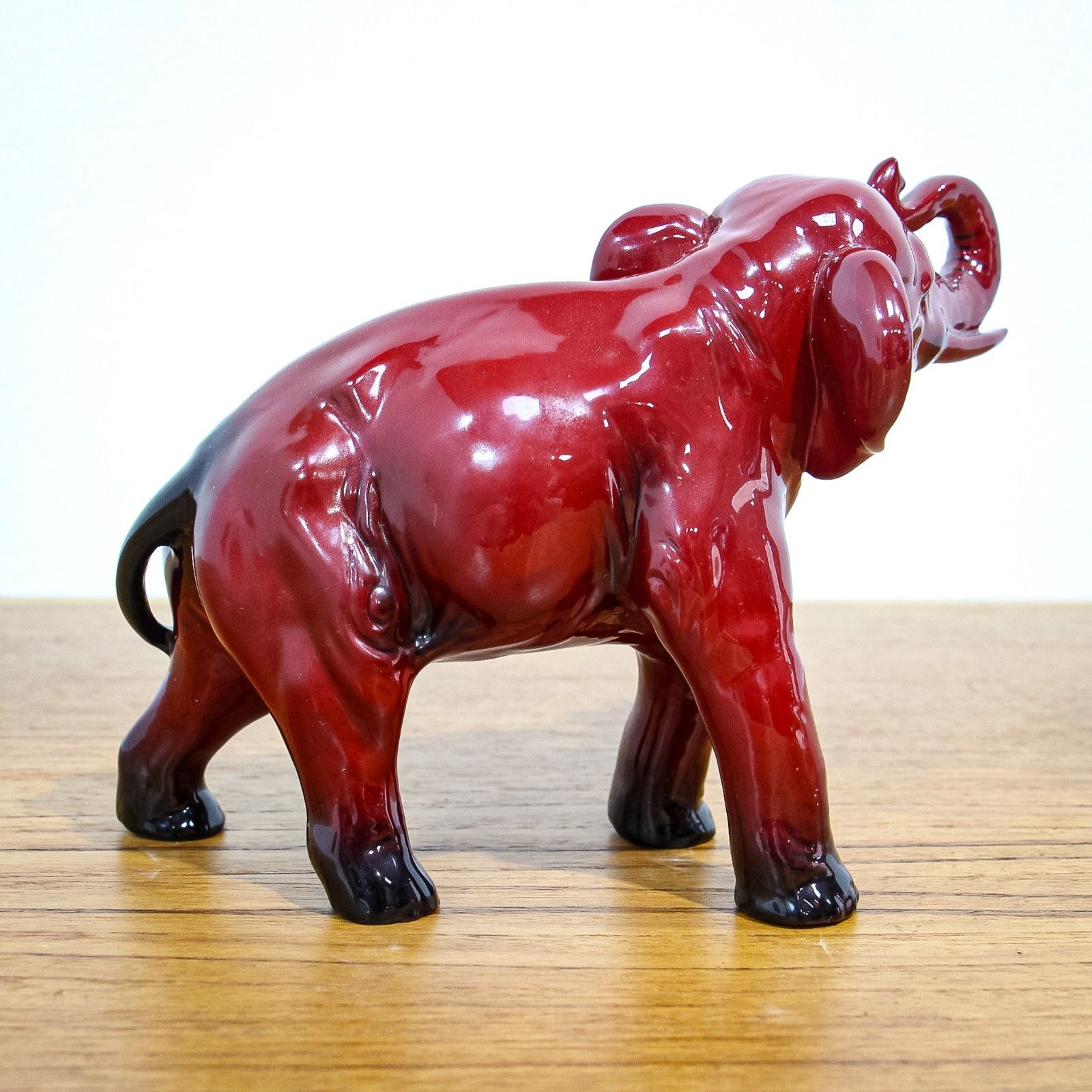 Large Royal Doulton Flambe Elephant photo vinterior