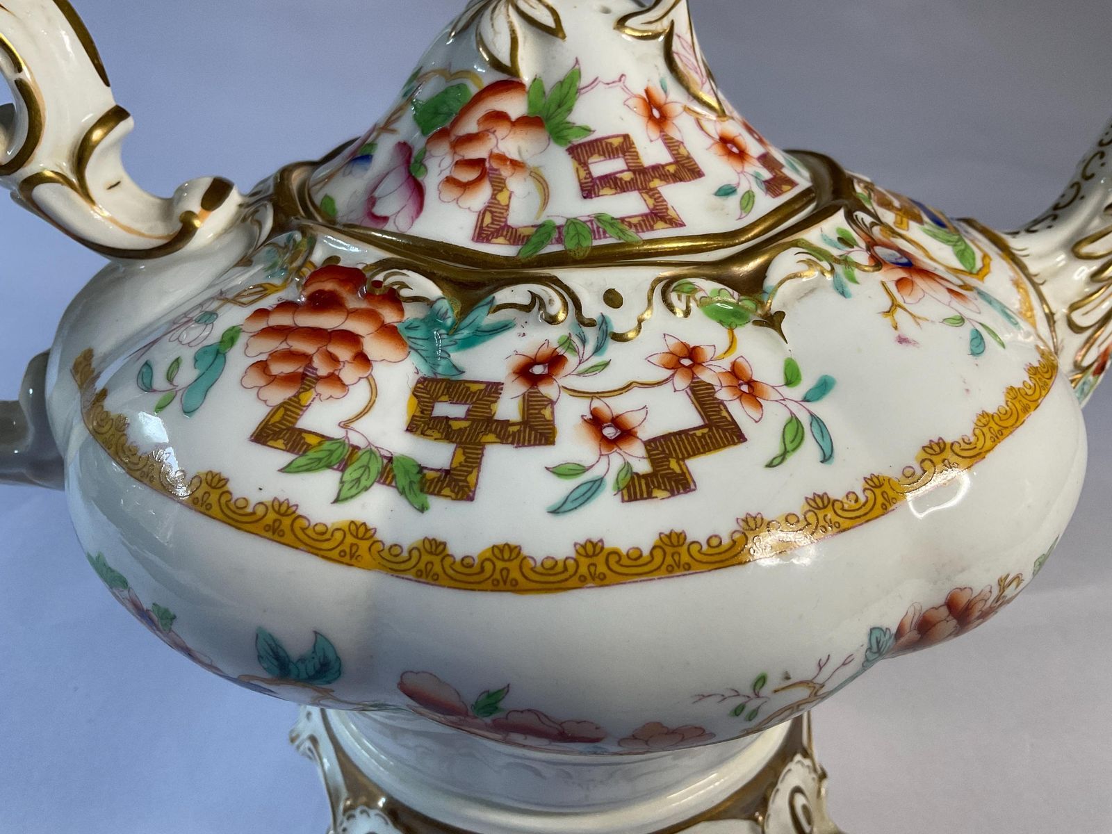English Porcelain Teapot, Early 19th Century, With Provenance. A Rare Piece. photo Home Decor