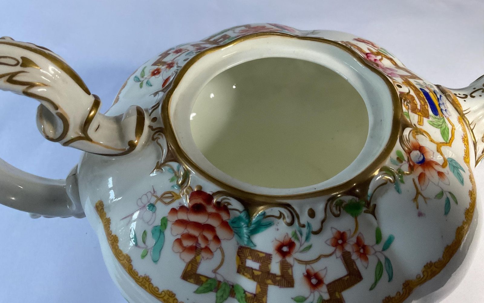 English Porcelain Teapot, Early 19th Century, With Provenance. A Rare Piece. photo 295.0