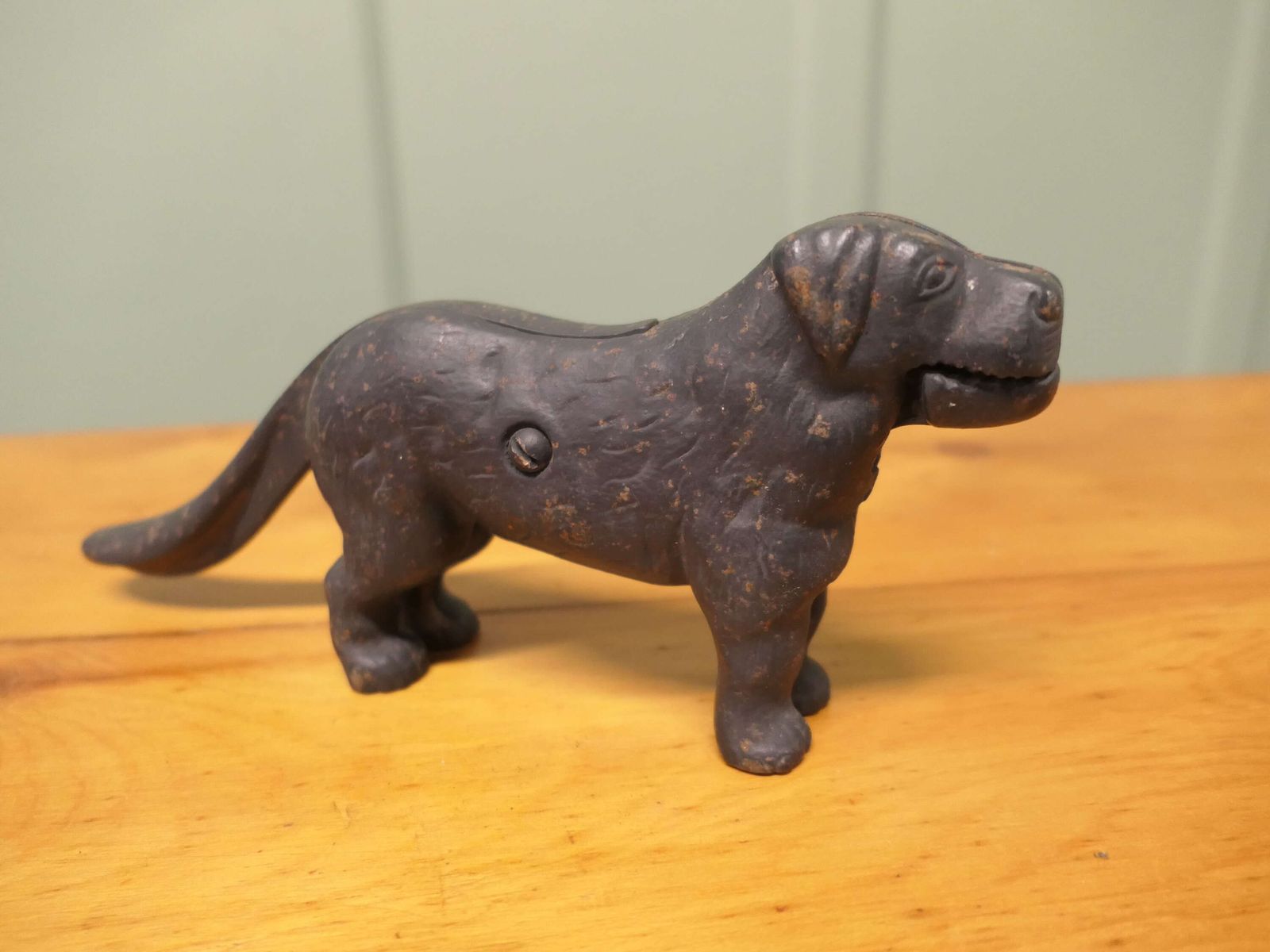 Linton Nutcracker In The Shape Of A Dog The Nutcracker In The Shape Of A Dog photo 360.0