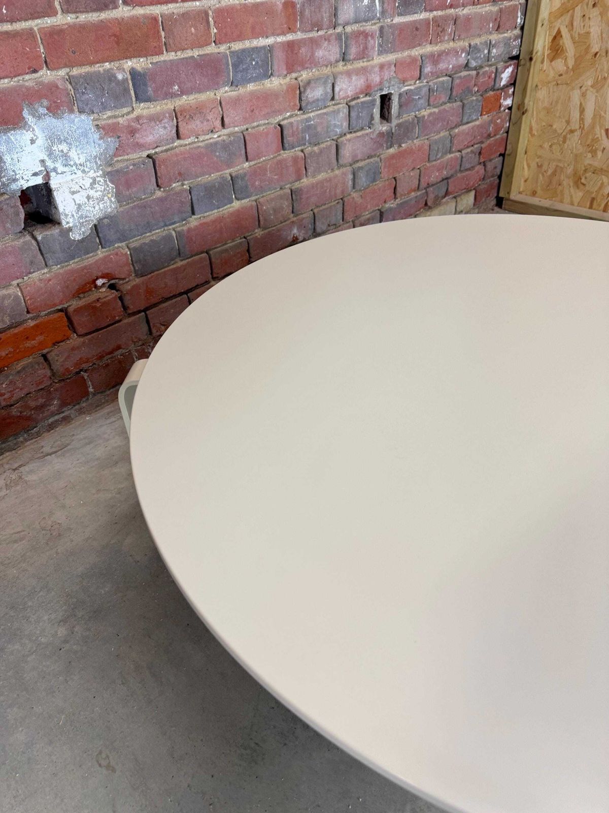 Contemporary Modern Mid Century Design Coffee Table In Ivory Wood And Metal. Italian Design photo vintage