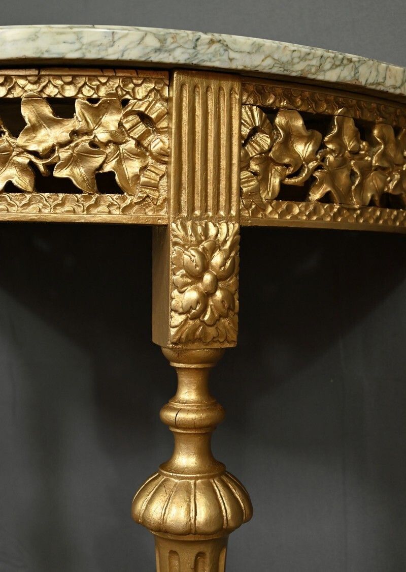 photo furniture Small Half Moon Console In Marble And Gilded Wood, Louis XVI Style – 20th Century