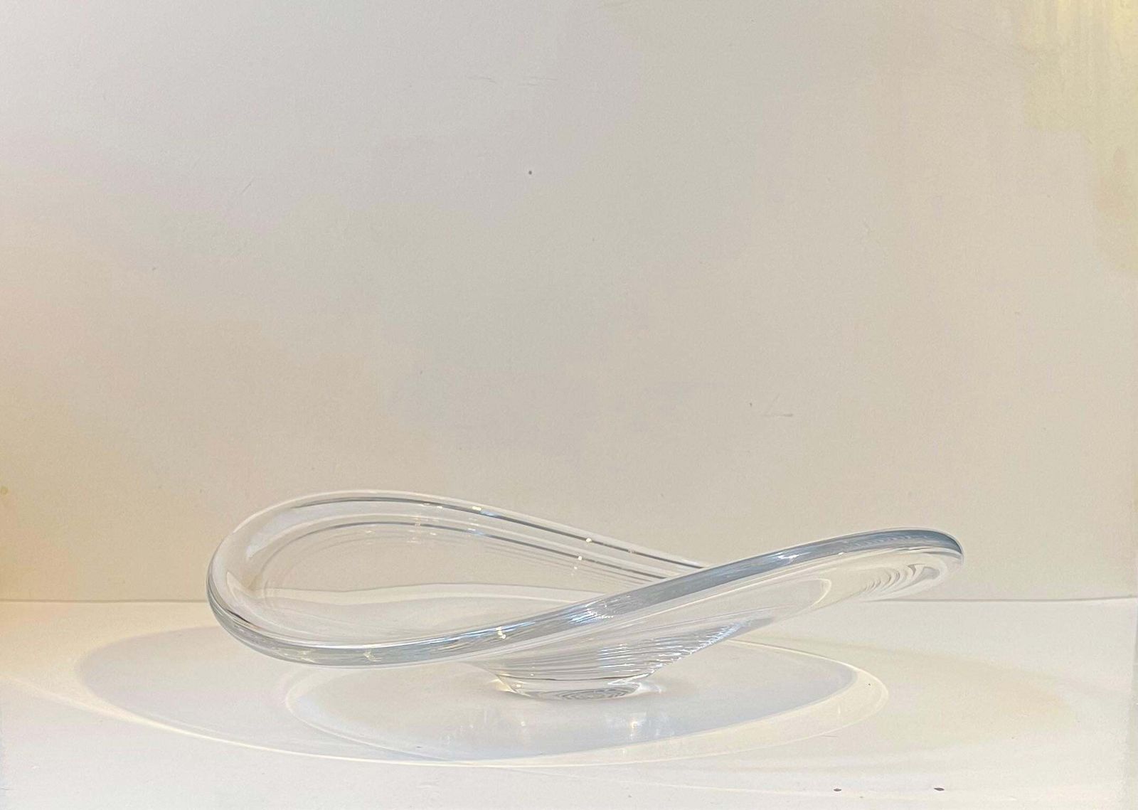 Freeform Centerpiece Glass Bowl By Per Lütken For Holmegaard, 1960s photo for sale