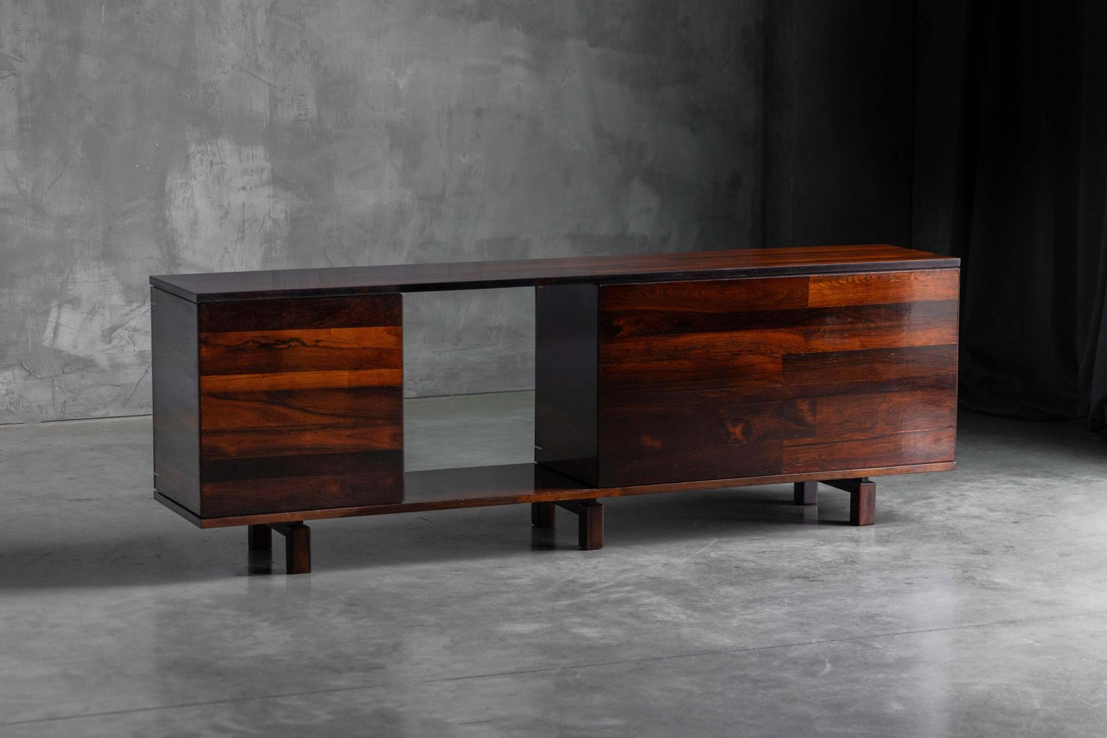 photo vinterior Credenza “Componível” By Jorge Zalszupin For L'atelier, Brazil, 1964